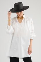 【カオス/Chaos】のヴィアーチュニックブラウス 人気、トレンドファッション・服の通販 founy(ファニー) ファッション Fashion レディースファッション Fashion for Women トップス・カットソー Cut & Sew Tops シャツ・ブラウス・オフィスカジュアル Elegant Blouses & Button-Ups なめらか Smooth, Silky Texture カフス Cuff Design サテン Satin, Glossy Fabric スリーブ Sleeve, Long Sleeve / Short Sleeve スーピマ Supima, Premium Cotton チュニック Tunic, Long Top ドレープ Drape, Draping Fabric ハイネック High Neck, Mock Neck ロング Long, Long-Length エレガント 上品 Elegant 新作・新入荷 New Arrivals / New In thumbnail ホワイト|ID: prp329100004878728 ipo3291000000036403078