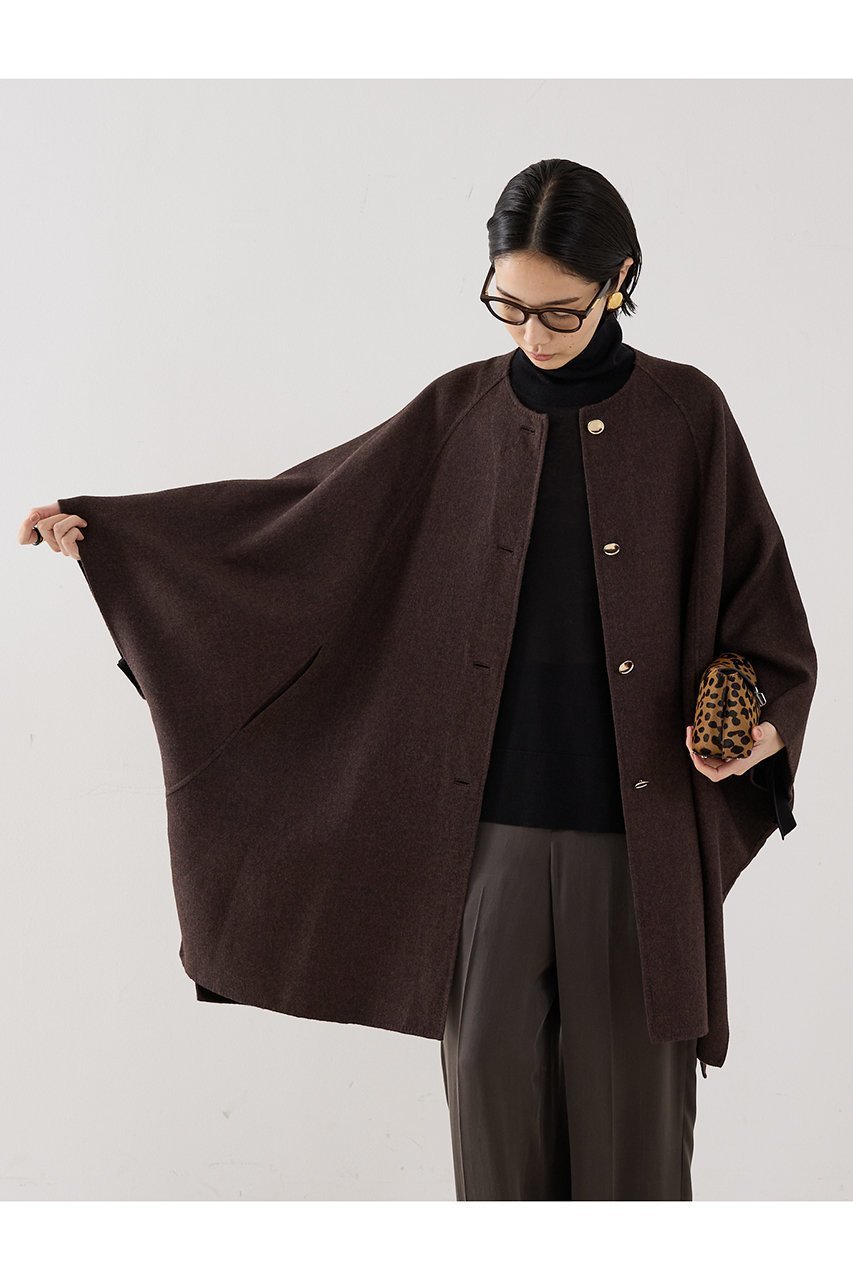 【ザ ストア バイ シー/THE STORE by C】の【V】【COCUCA】リバーカラーケープ 人気、トレンドファッション・服の通販 founy(ファニー) 　ファッション　Fashion　レディースファッション　Fashion for Women　アウター　Coat / Outerwear Collection　コート・ロングコート・ピーコート　Long Coats, Peacoats & More　クラシック　Classic, Timeless Style　スリット　Slit, Slit Detail　メタル　Metal, Metal Parts　ロング　Long, Long-Length　別注　Limited Edition, Custom Order　other-2|ID: prp329100004878832 ipo3291000000036404367