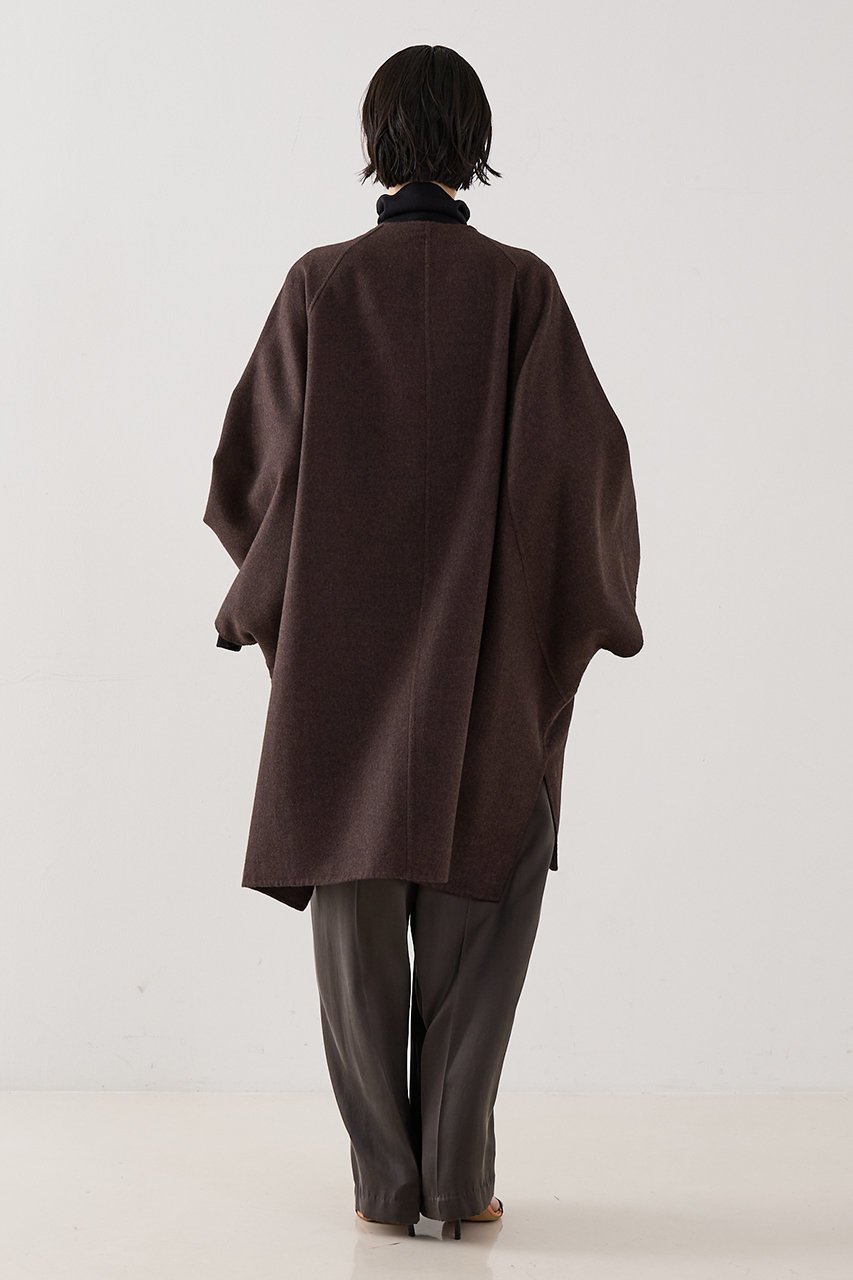 【ザ ストア バイ シー/THE STORE by C】の【V】【COCUCA】リバーカラーケープ 人気、トレンドファッション・服の通販 founy(ファニー) 　ファッション　Fashion　レディースファッション　Fashion for Women　アウター　Coat / Outerwear Collection　コート・ロングコート・ピーコート　Long Coats, Peacoats & More　クラシック　Classic, Timeless Style　スリット　Slit, Slit Detail　メタル　Metal, Metal Parts　ロング　Long, Long-Length　別注　Limited Edition, Custom Order　other-8|ID: prp329100004878832 ipo3291000000036404373