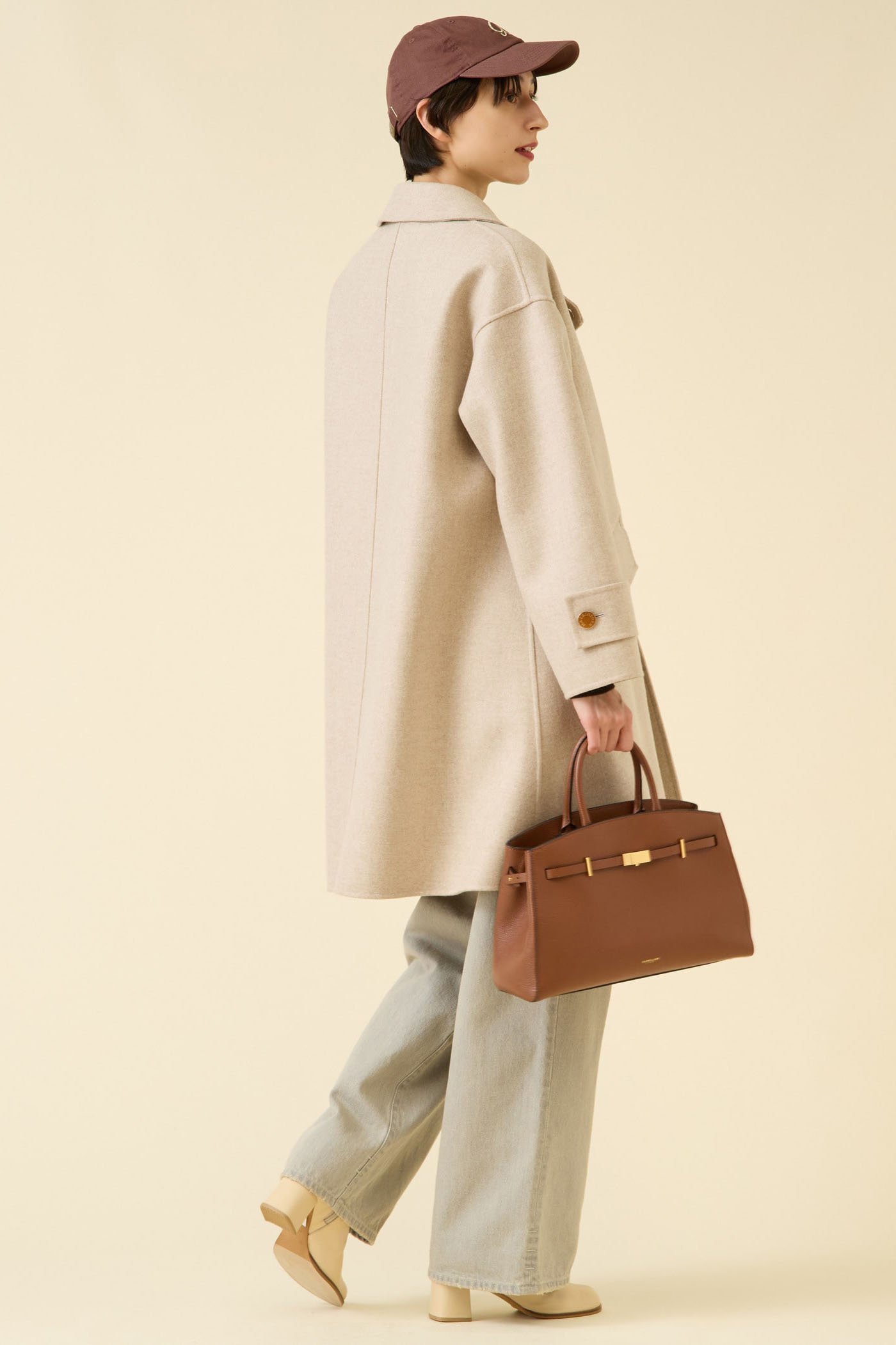 【マルティニーク/martinique】の《別注》【MACKINTOSH】HUMBIE SL MB EX ダブルフェイス 人気、トレンドファッション・服の通販 founy(ファニー) 　ファッション　Fashion　レディースファッション　Fashion for Women　アウター　Coat / Outerwear Collection　コート・ロングコート・ピーコート　Long Coats, Peacoats & More　キルティング　Quilted, Quilting　コンパクト　Compact, Small Size　ショート　Short, Short Length　シルバー　Silver, Metallic Silver　ジャケット　Jacket, Outerwear　スペシャル　Special, Limited Edition　スリム　Slim, Slim Fit　ダブル　Double, Double-Breasted　フィット　Fit, Slim Fit　フェイス　Face, Facial Design　別注　Limited Edition, Custom Order　メルトン　Melton, Heavy Wool　リュクス　Luxury, Elegant, High-End, Chic　レギュラー　Regular, Standard Fit　ロンドン　London Style, British Inspired　other-3|ID: prp329100004878849 ipo3291000000036404567