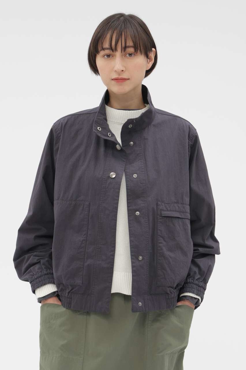 【マーガレットハウエル/MARGARET HOWELL】のCOTTON NYLON PLAINWEAVE BLOUSON インテリア・キッズ・メンズ・レディースファッション・服の通販 founy(ファニー) 　ファッション　Fashion　レディースファッション　Fashion for Women　アウター　Coat / Outerwear Collection　レディースジャケット・軽アウター　Jackets　ブルゾンジャケット・スポーティアウター　Blouson Jackets　ギャザー　Gathered, Ruffled　コンパクト　Compact, Small Size　ジャケット　Jacket, Outerwear　スタンド　Stand Collar, Upright Stand　タイプライター　Typewriter Fabric, Crisp Cotton　ドット　Polka Dot, Dot Pattern　バランス　Balance, Style Balance　パッチ　Patch, Appliqué　フィット　Fit, Slim Fit　フロント　Front, Front Design　ブルゾン　Blouson, Bomber Jacket　ポケット　Pocket, Pocket Detail　新作・新入荷　New Arrivals / New In　春　Spring　グレー|ID: prp329100004879113 ipo3291000000036407164