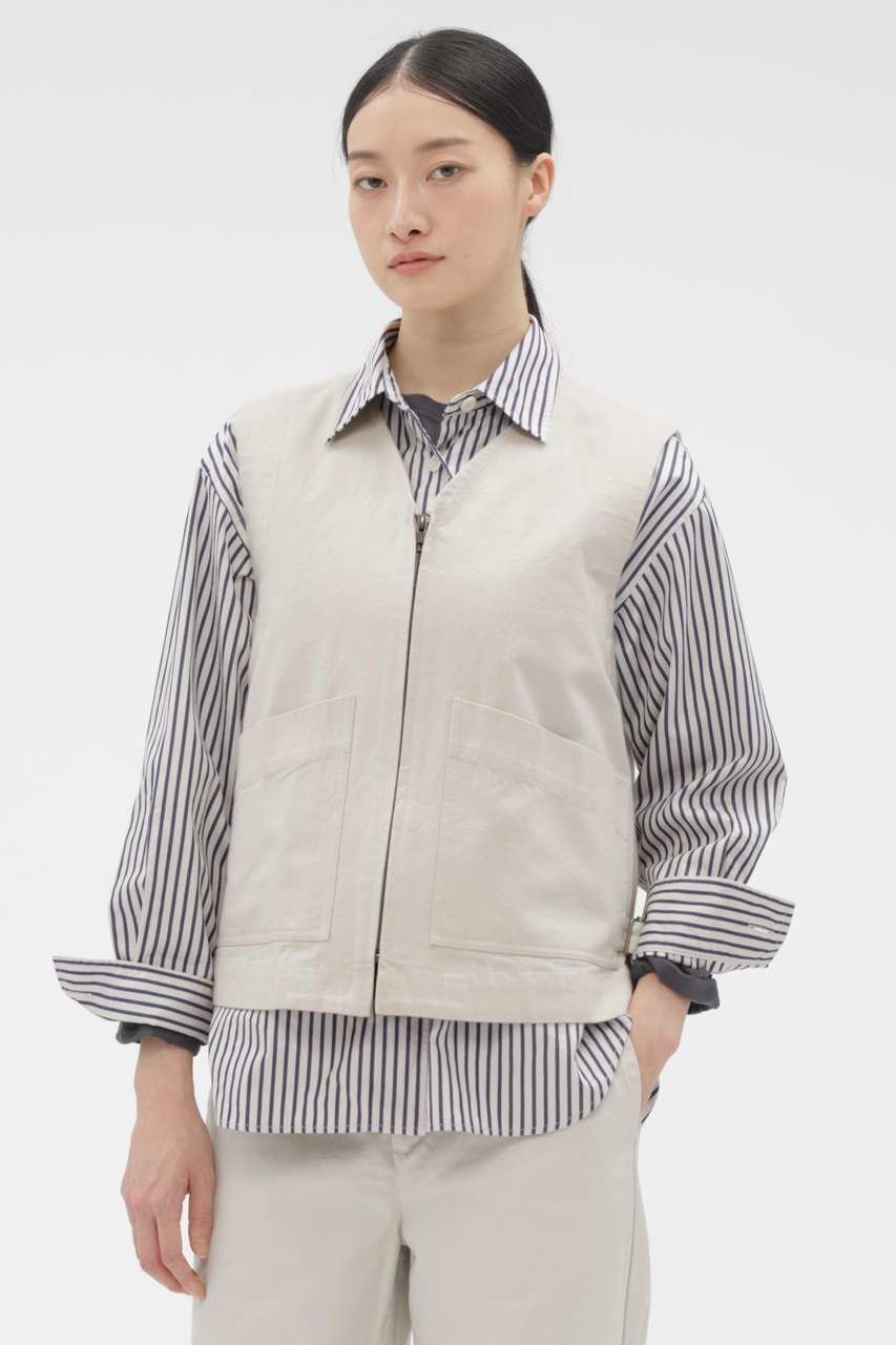 【マーガレットハウエル/MARGARET HOWELL】のFADED COTTON TWILL BLOUSON インテリア・キッズ・メンズ・レディースファッション・服の通販 founy(ファニー) ファッション Fashion レディースファッション Fashion for Women アウター Coat / Outerwear Collection レディースジャケット・軽アウター Jackets ブルゾンジャケット・スポーティアウター Blouson Jackets おすすめ Recommended / Our Picks インディゴ Indigo Denim ジャケット Jacket, Outerwear セットアップ Set-Up, Coordinated Outfit ツイル Twist, Twisted Detail バランス Balance, Style Balance ベスト Vest, Waistcoat ポケット Pocket, Pocket Detail エレガント 上品 Elegant 新作・新入荷 New Arrivals / New In ホワイト|ID: prp329100004879114 ipo3291000000036407170