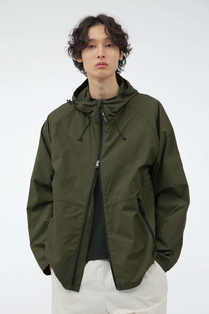 【その他のブランド/Other】のLIGHTWEIGHT NYLON POPLIN BLOUSON インテリア・キッズ・メンズ・レディースファッション・服の通販 founy(ファニー) ファッション Fashion レディースファッション Fashion for Women アウター Coat / Outerwear Collection レディースジャケット・軽アウター Jackets ブルゾンジャケット・スポーティアウター Blouson Jackets コレクション Collection, Seasonal Line ジャケット Jacket, Outerwear バランス Balance, Style Balance ブルゾン Blouson, Bomber Jacket ポケット Pocket, Pocket Detail マーガレット Marguerite, Daisy Pattern モダン Modern, Contemporary リラックス Relax, Relaxed Fit 新作・新入荷 New Arrivals / New In 軽量 Lightweight, Ultra Light カーキ|ID: prp329100004879145 ipo3291000000036407439