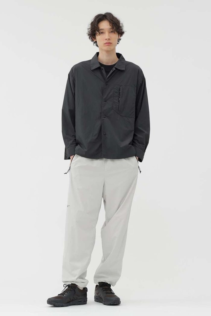 【その他のブランド/Other】のRECYCLE NYLON COMPACT RIPSTOP TROUSERS インテリア・キッズ・メンズ・レディースファッション・服の通販 founy(ファニー) https://founy.com/ ファッション Fashion レディースファッション Fashion for Women パンツ Pants & Trousers アウトドア Outdoor Clothing コレクション Collection, Seasonal Line 軽量 Lightweight, Ultra Light スピンドル Spindle, Drawcord マーガレット Marguerite, Daisy Pattern メッシュ Mesh, Net Fabric モダン Modern, Contemporary 新作・新入荷 New Arrivals / New In |ID: prp329100004879200 ipo3291000000036407859
