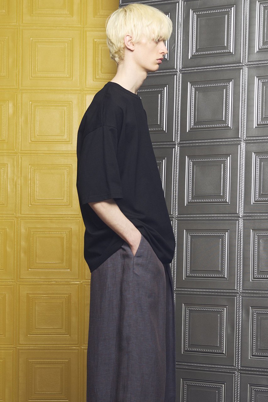 【メゾンスペシャル/MAISON SPECIAL】の【UNISEX】Nuance Graphics Prime-Over Hand Stitching Short Sleeve T-shirt/ニュアンスグラフィックプライムオーバーハンドステッチショートスリーブTシャツ 人気、トレンドファッション・服の通販 founy(ファニー) ファッション Fashion レディースファッション Fashion for Women トップス・カットソー Cut & Sew Tops シャツ・ブラウス・オフィスカジュアル Elegant Blouses & Button-Ups ロングTシャツ・Tシャツ Longline T-Shirts & Tees カットソー・ベーシックTシャツ Cut-and-Sewn Tops / Stretch Tees & Basics グラフィック Graphic, Graphic Design 今季 This Season, Current Season ショルダー Shoulder, Shoulder Strap ショート Short, Short Length スリーブ Sleeve, Long Sleeve / Short Sleeve ドロップ Drop Shoulder, Dropped Style なめらか Smooth, Silky Texture 人気 Popular, Best Seller ハンド Hand, Handmade バランス Balance, Style Balance パターン Pattern, Design Print フィット Fit, Slim Fit 半袖 Short Sleeve, Half Sleeve モノトーン Monotone, Black and White ユニセックス Unisex, Genderless ロング Long, Long-Length ワンポイント One Point, Statement Accent 新作・新入荷 New Arrivals / New In other-4|ID: prp329100004879239 ipo3291000000036408199