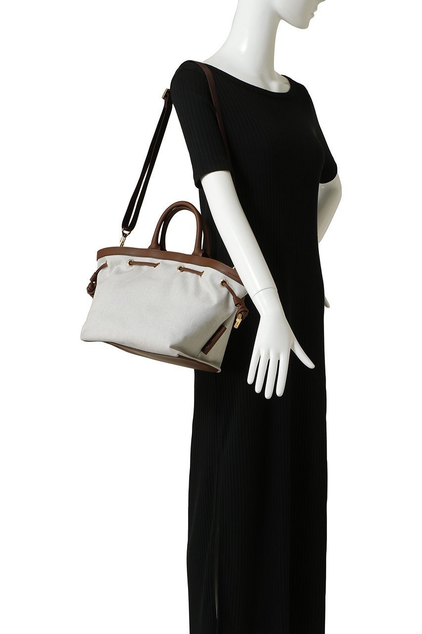 【アルアバイル/allureville】の【VIOLAd ORO】キャンパーキャンバストート 人気、トレンドファッション・服の通販 founy(ファニー) 　ファッション　Fashion　レディースファッション　Fashion for Women　バッグ　Bags　なめらか　Smooth, Silky Texture　キャンバス　Canvas, Canvas Fabric　ポケット　Pocket, Pocket Detail　ポーチ　Pouch, Small Case　エレガント 上品　Elegant　財布　Wallet, Purse　other-2|ID: prp329100004879441 ipo3291000000036409422