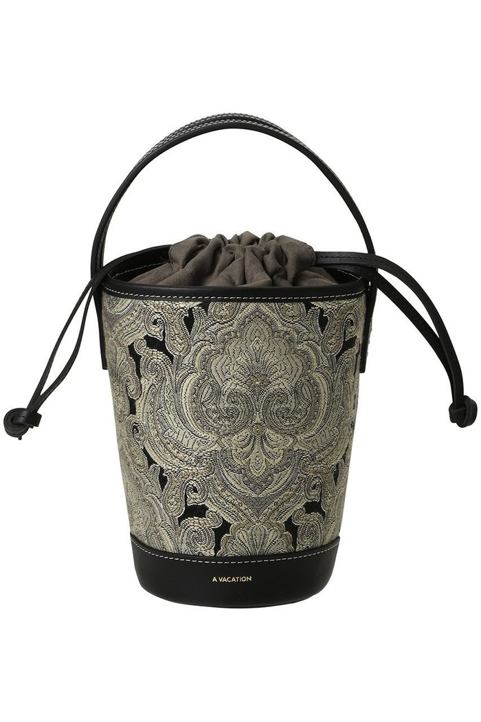 【ア ヴァケーション/A VACATION】のBONBON バケツバッグ インテリア・キッズ・メンズ・レディースファッション・服の通販 founy(ファニー) https://founy.com/ ファッション Fashion レディースファッション Fashion for Women バッグ Bags ジャカード／ジャガード Jacquard, Woven Pattern スマート Smart, Elegant ドローストリング Drawstring, Pull Cord バケツ Bucket, Bucket Style パーティ Party, Party Style フォルム Silhouette, Form リップ Lip, Lip Motif 財布 Wallet, Purse |ID: prp329100004879669 ipo3291000000036895684