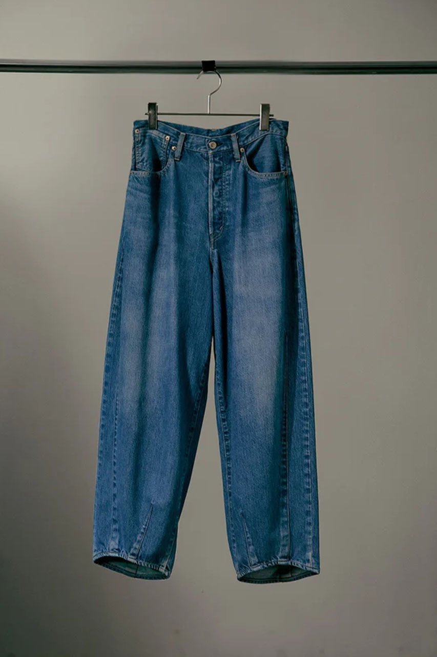 【スタニングルアー/STUNNING LURE】のKUROiro ウォッシュドデニムパンツ 人気、トレンドファッション・服の通販 founy(ファニー) 　ファッション　Fashion　レディースファッション　Fashion for Women　パンツ　Pants & Trousers　デニムパンツ・ジーンズ・美脚デニム　Denim Jeans & Pants　おすすめ　Recommended / Our Picks　なめらか　Smooth, Silky Texture　ウォッシュ　Washed Finish　エレガント 上品　Elegant　ジャケット　Jacket, Outerwear　デニム　Denim, Jeans Material　フィット　Fit, Slim Fit　ポケット　Pocket, Pocket Detail　新作・新入荷　New Arrivals / New In　other-3|ID: prp329100004879744 ipo3291000000036412325