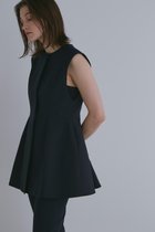 【ル フィル/LE PHIL】の《LE PHIL》ダブルクロスストレッチペプラムジレ 人気、トレンドファッション・服の通販 founy(ファニー) ファッション Fashion レディースファッション Fashion for Women アウター Coat / Outerwear Collection レディースジャケット・軽アウター Jackets インナー Innerwear コンパクト Compact, Small Size ジャケット Jacket, Outerwear スタンダード Standard, Basic ストレッチ Stretch, Stretchy Fabric ノースリーブ Sleeveless, No-Sleeve パターン Pattern, Design Print フォルム Silhouette, Form フレア Flare, Flared 再入荷 Restock / Back in Stock thumbnail ブラック|ID: prp329100004879872 ipo3291000000036413160