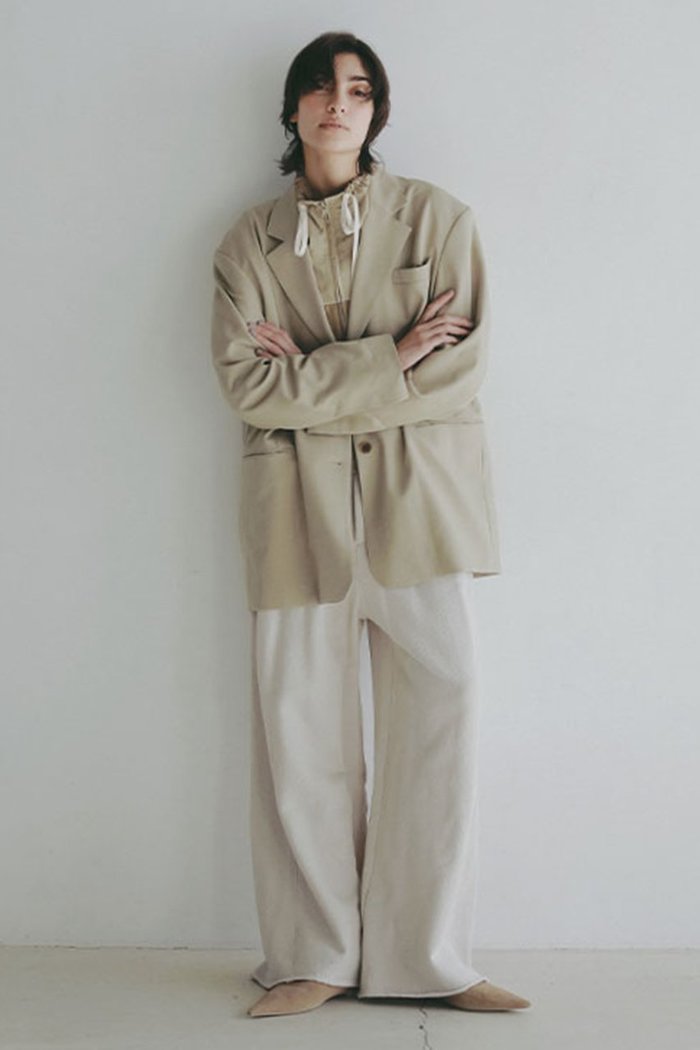 【エトレトウキョウ/ETRE TOKYO】のバルーンヘムコンビブルゾン インテリア・キッズ・メンズ・レディースファッション・服の通販 founy(ファウニー) https://founy.com/ ファッション Fashion レディースファッション Fashion for Women アウター Coat / Outerwear Collection レディースジャケット・軽アウター Jackets ブルゾンジャケット・スポーティアウター Blouson Jackets オックス Oxford Fabric コンビ Combo, Combination Style 切替 Switching, Contrast Panel ショート Short, Short Length ジャケット Jacket, Outerwear スタンド Stand Collar, Upright Stand スポーティ Sporty, Casual Athletic ダブル Double, Double-Breasted バランス Balance, Style Balance バルーン Balloon, Balloon Silhouette パイピング Piping, Trim Design フレア Flare, Flared ブルゾン Blouson, Bomber Jacket メッシュ Mesh, Net Fabric リラックス Relax, Relaxed Fit ロング Long, Long-Length ワイド Wide, Wide Fit おすすめ Recommended / Our Picks |ID: prp329100004879898 ipo3291000000037240301