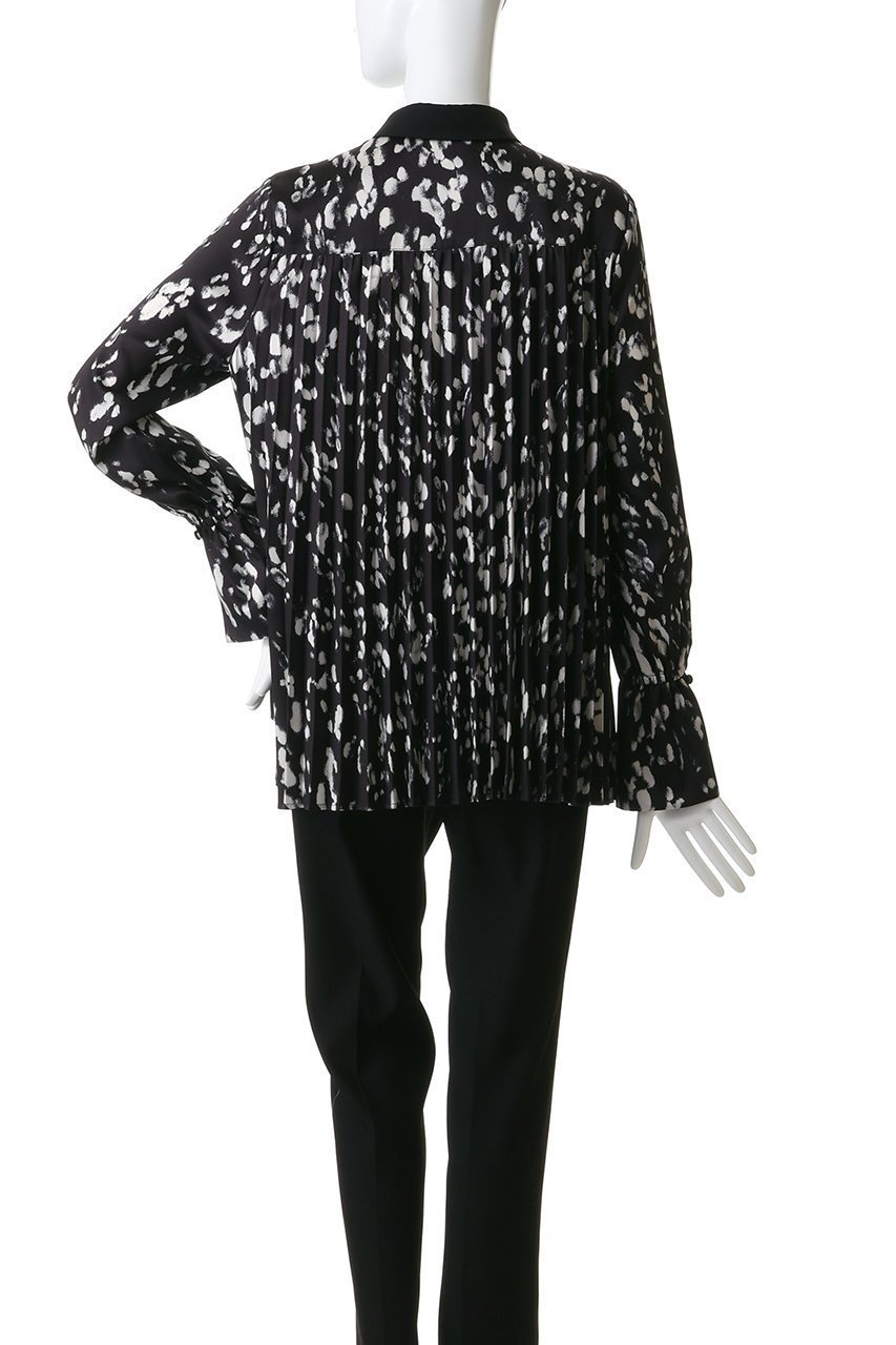 【アルアバイル/allureville】のOFFICINAバックプリーツブラウス 人気、トレンドファッション・服の通販 founy(ファニー) 　ファッション　Fashion　レディースファッション　Fashion for Women　トップス・カットソー　Cut & Sew Tops　シャツ・ブラウス・オフィスカジュアル　Elegant Blouses & Button-Ups　バッグ　Bags　おすすめ　Recommended / Our Picks　クラシカル　Classical, Vintage-Inspired　スタイリッシュ　Stylish, Fashionable　スリーブ　Sleeve, Long Sleeve / Short Sleeve　フロント　Front, Front Design　プリント　Print, Printed Pattern　プリーツ　Pleats, Pleated　ボトム　Bottoms, Lower Wear　モノトーン　Monotone, Black and White　ロング　Long, Long-Length　エレガント 上品　Elegant　新作・新入荷　New Arrivals / New In　other-4|ID: prp329100004879918 ipo3291000000036413453