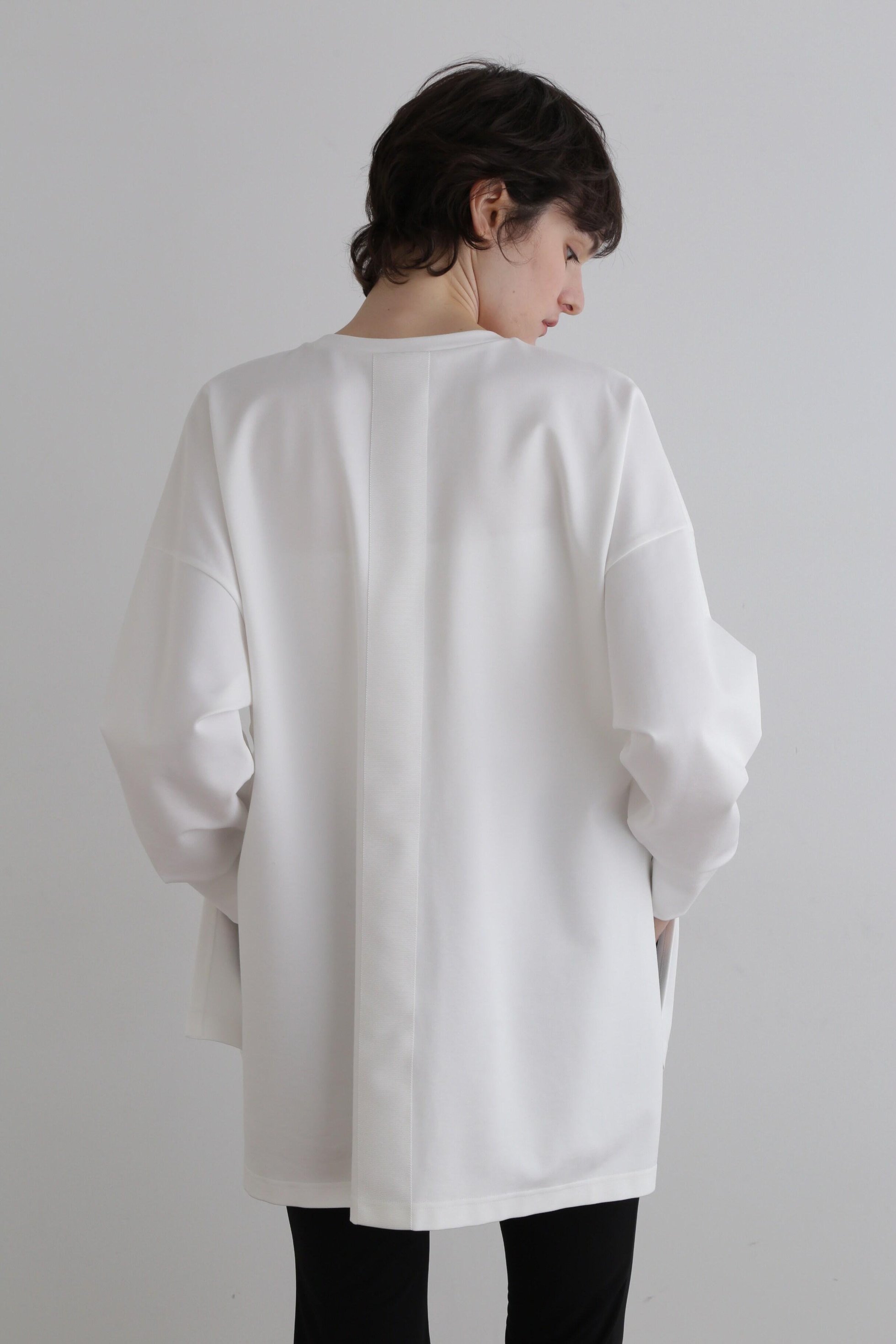 【ル フィル/LE PHIL】の《LE PHIL》BIGラインT 人気、トレンドファッション・服の通販 founy(ファニー) 　ファッション　Fashion　レディースファッション　Fashion for Women　トップス・カットソー　Cut & Sew Tops　シャツ・ブラウス・オフィスカジュアル　Elegant Blouses & Button-Ups　ロングTシャツ・Tシャツ　Longline T-Shirts & Tees　カットソー・ベーシックTシャツ　Cut-and-Sewn Tops / Stretch Tees & Basics　おすすめ　Recommended / Our Picks　カッティング　Cutting Detail　スタンダード　Standard, Basic　スリット　Slit, Slit Detail　スリーブ　Sleeve, Long Sleeve / Short Sleeve　ミックス　Mix, Mixed Style　リラックス　Relax, Relaxed Fit　レギンス　Leggings, Stretch Pants　ロング　Long, Long-Length　再入荷　Restock / Back in Stock　other-6|ID: prp329100004879947 ipo3291000000036413641