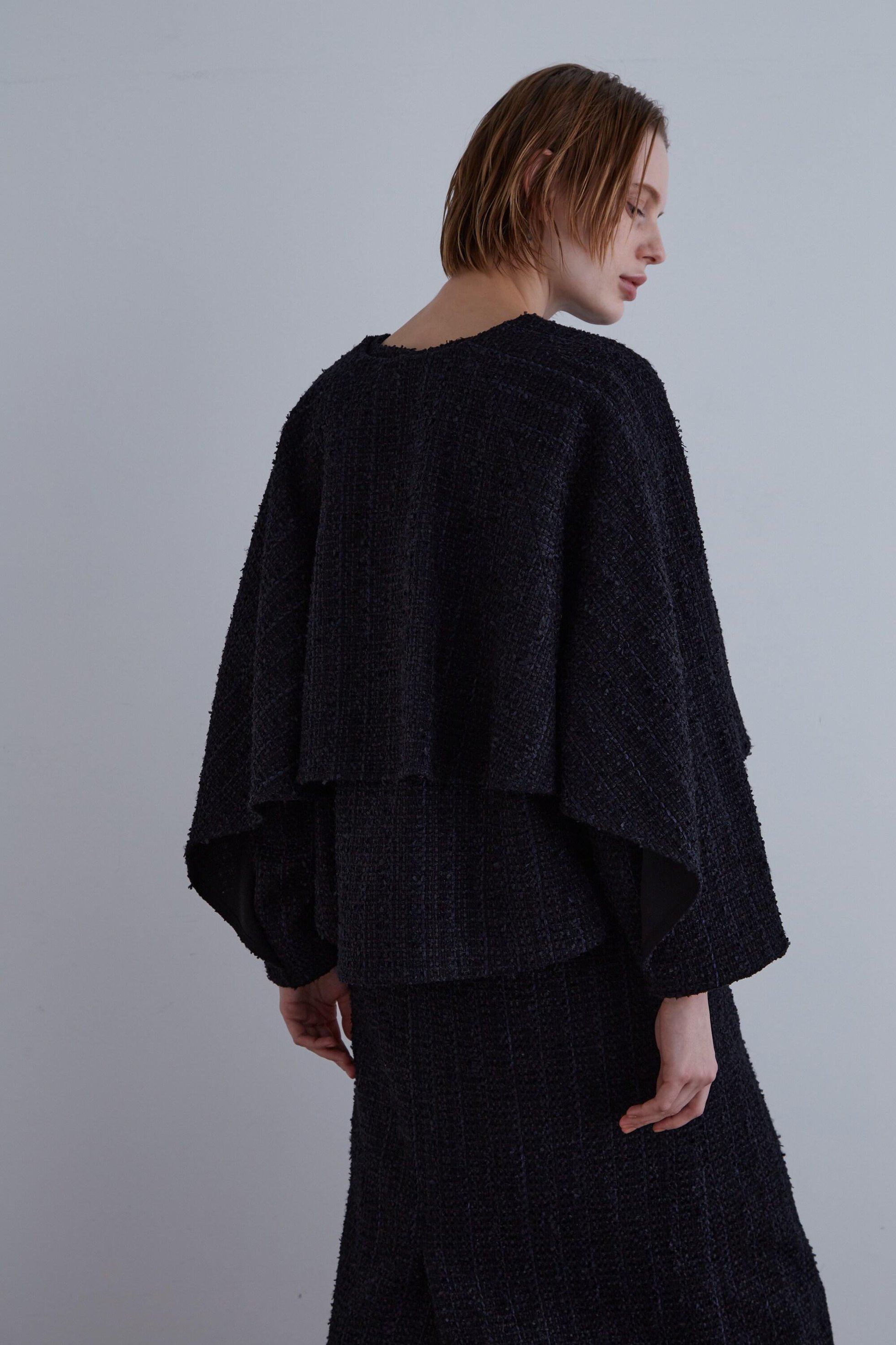 【ル フィル/LE PHIL】の《LE PHIL》モールツィードバックフレアジャケット 人気、トレンドファッション・服の通販 founy(ファニー) ファッション Fashion レディースファッション Fashion for Women アウター Coat / Outerwear Collection レディースジャケット・軽アウター Jackets コンパクト Compact, Small Size シンプル Simple, Minimal ジャケット Jacket, Outerwear スタンダード Standard, Basic ツイード Twill, Twill Weave ドレープ Drape, Draping Fabric バランス Balance, Style Balance フレア Flare, Flared ミックス Mix, Mixed Style ヨーク Yoke, Yoke Design 新作・新入荷 New Arrivals / New In other-5|ID: prp329100004879983 ipo3291000000036413858