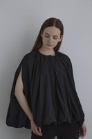 【ル フィル/LE PHIL】の《LE PHIL》マイクロタフタジャケット 人気、トレンドファッション・服の通販 founy(ファニー) ファッション Fashion レディースファッション Fashion for Women アウター Coat / Outerwear Collection レディースジャケット・軽アウター Jackets インナー Innerwear ジャケット Jacket, Outerwear スタンダード Standard, Basic スポーティ Sporty, Casual Athletic ノースリーブ Sleeveless, No-Sleeve バルーン Balloon, Balloon Silhouette 新作・新入荷 New Arrivals / New In 軽量 Lightweight, Ultra Light |ID:prp329100004879986