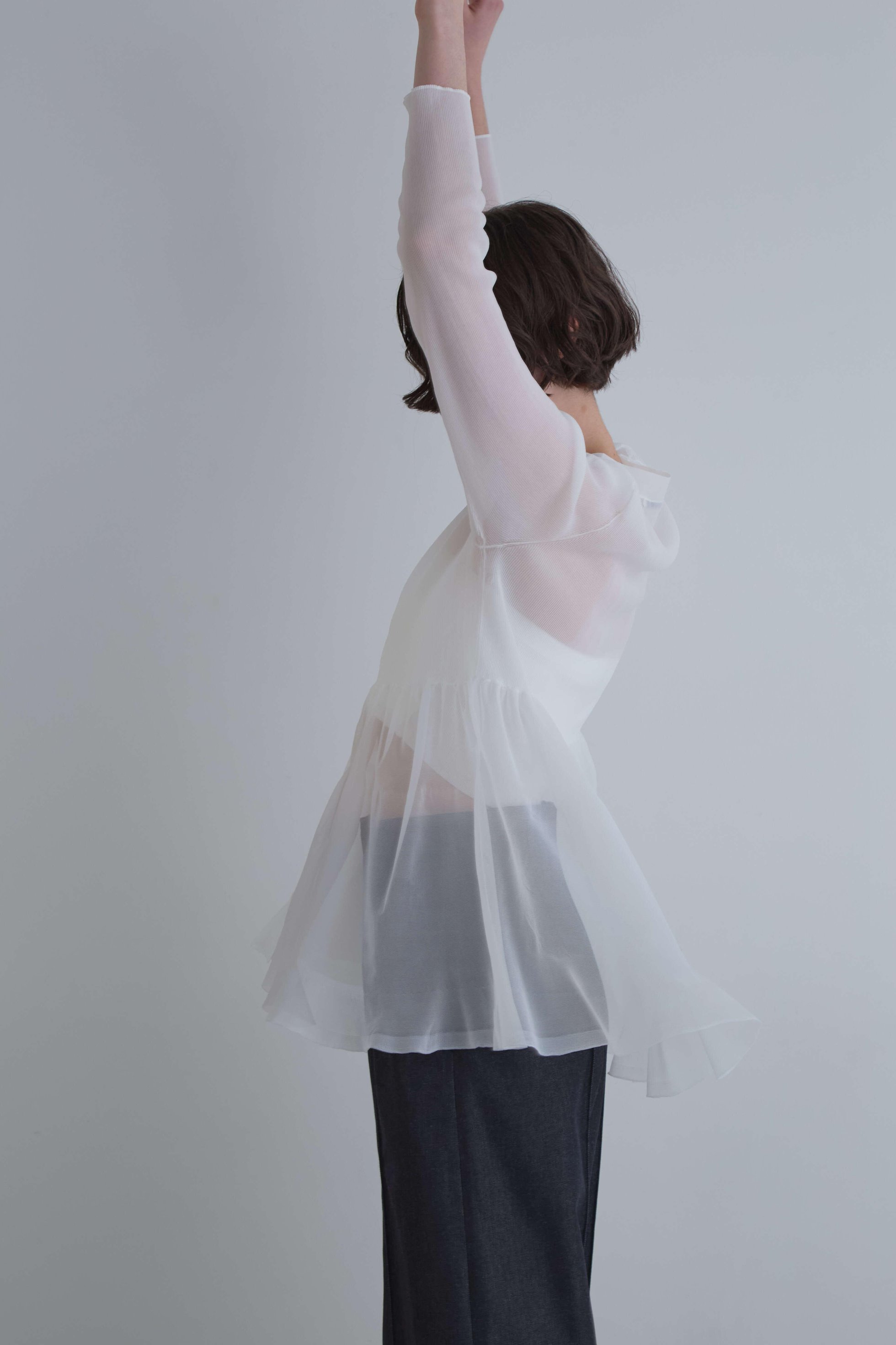 【ル フィル/LE PHIL】の《LE PHIL》シアーフレアカーデ 人気、トレンドファッション・服の通販 founy(ファニー) ファッション Fashion レディースファッション Fashion for Women トップス・カットソー Cut & Sew Tops ニット Knit Tops & Sweaters カジュアルプルオーバー・ニットトップス Pullovers & Knit Tops / Casual Pullovers おすすめ Recommended / Our Picks カーディガン Cardigan, Knitwear シアー Sheer, See-Through スタンダード Standard, Basic フィット Fit, Slim Fit フォルム Silhouette, Form フレア Flare, Flared 新作・新入荷 New Arrivals / New In other-5|ID: prp329100004879999 ipo3291000000036413967