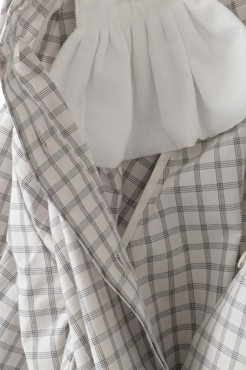 【ハー/HER.】のショルダータックチェックブラウス 人気、トレンドファッション・服の通販 founy(ファニー) 　ファッション　Fashion　レディースファッション　Fashion for Women　トップス・カットソー　Cut & Sew Tops　シャツ・ブラウス・オフィスカジュアル　Elegant Blouses & Button-Ups　ショート　Short, Short Length　シンプル　Simple, Minimal　スリーブ　Sleeve, Long Sleeve / Short Sleeve　ダウン　Down, Puffer　チェック　Check, Plaid, Tartan　デニム　Denim, Jeans Material　モノトーン　Monotone, Black and White　夏　Summer　新作・新入荷　New Arrivals / New In　other-4|ID: prp329100004880049 ipo3291000000036414395