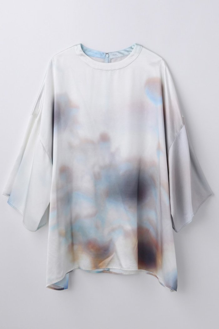 【エンフォルド/ENFOLD】のBIG SILHOUETTE T-SHIRT インテリア・キッズ・メンズ・レディースファッション・服の通販 founy(ファニー) https://founy.com/ ファッション Fashion レディースファッション Fashion for Women トップス・カットソー Cut & Sew Tops シャツ・ブラウス・オフィスカジュアル Elegant Blouses & Button-Ups ロングTシャツ・Tシャツ Longline T-Shirts & Tees サテン Satin, Glossy Fabric ショート Short, Short Length スリーブ Sleeve, Long Sleeve / Short Sleeve ビッグ Big, Oversized プリント Print, Printed Pattern 新作・新入荷 New Arrivals / New In |ID: prp329100004880050 ipo3291000000036414400