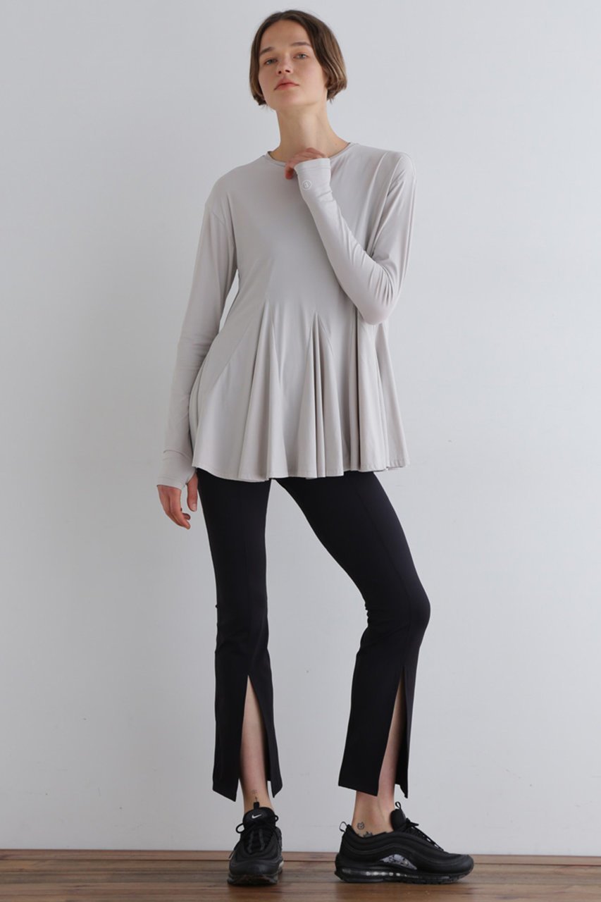 【ル フィル/LE PHIL】の【LE PHIL SPORTS】ハイマルチナイロントリコットカットソー 人気、トレンドファッション・服の通販 founy(ファニー) 　ファッション　Fashion　レディースファッション　Fashion for Women　トップス・カットソー　Cut & Sew Tops　シャツ・ブラウス・オフィスカジュアル　Elegant Blouses & Button-Ups　ロングTシャツ・Tシャツ　Longline T-Shirts & Tees　カットソー・ベーシックTシャツ　Cut-and-Sewn Tops / Stretch Tees & Basics　コンパクト　Compact, Small Size　スリーブ　Sleeve, Long Sleeve / Short Sleeve　バランス　Balance, Style Balance　フェミニン　Feminine, Girly　フレア　Flare, Flared　ロング　Long, Long-Length　other-5|ID: prp329100004880933 ipo3291000000036430981