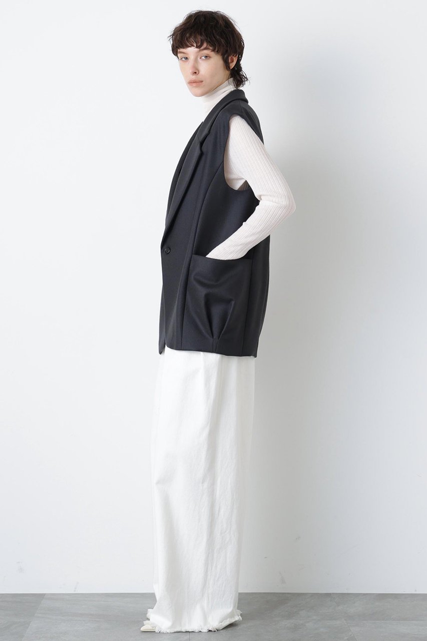 【ヒューエルミュージアム/hueLe Museum】の【STUMBLY】Baloon Silhouette Gilet 大人の最旬トレンドファッション＆コーディネート founy(ファウニー) 　ファッション　Fashion　レディースファッション　Fashion for Women　アウター　Coat / Outerwear Collection　レディースジャケット・軽アウター　Jackets　シンプル　Simple, Minimal　ジャケット　Jacket, Outerwear　バランス　Balance, Style Balance　パターン　Pattern, Design Print　ボックス　Boxy, Box Shape　ポケット　Pocket, Pocket Detail　再入荷　Restock / Back in Stock　other-4|ID: prp329100004881432 ipo3291000000036509520