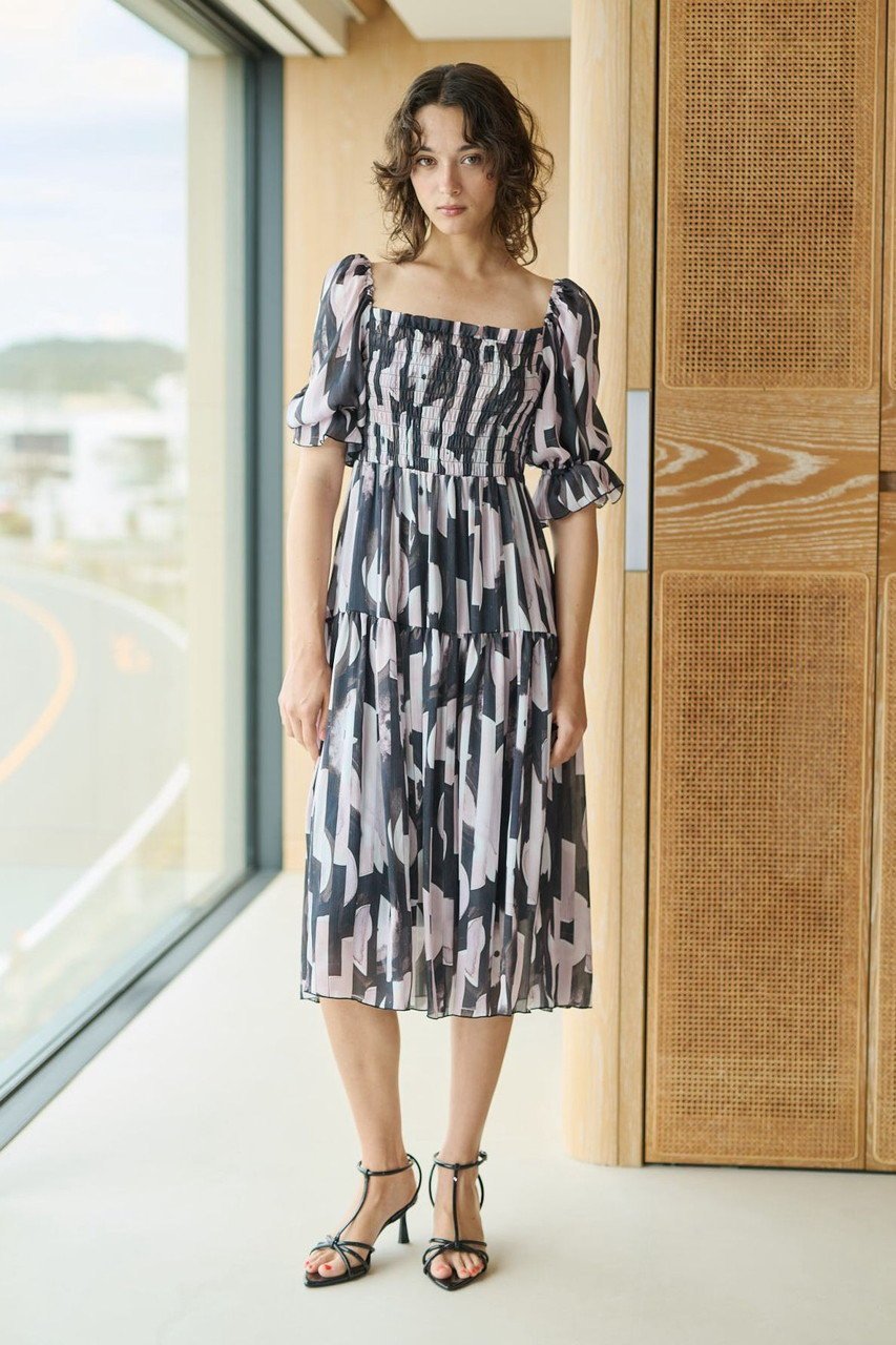 【コルコバード/CORCOVADO】のプリントシフォンパフスリーブドレス 人気、トレンドファッション・服の通販 founy(ファニー) ファッション Fashion レディースファッション Fashion for Women ワンピース Dresses フォーマル・パーティードレス・結婚式用ドレス Elegant & Casual Dresses チュニック Tunic Tops & Dresses エアリー Airy Texture シアー Sheer, See-Through シフォン Chiffon, Lightweight Fabric スクエア Square, Square Shape チュニック Tunic, Long Top フェミニン Feminine, Girly フレア Flare, Flared プリント Print, Printed Pattern 新作・新入荷 New Arrivals / New In other-6|ID: prp329100004881973 ipo3291000000036439521