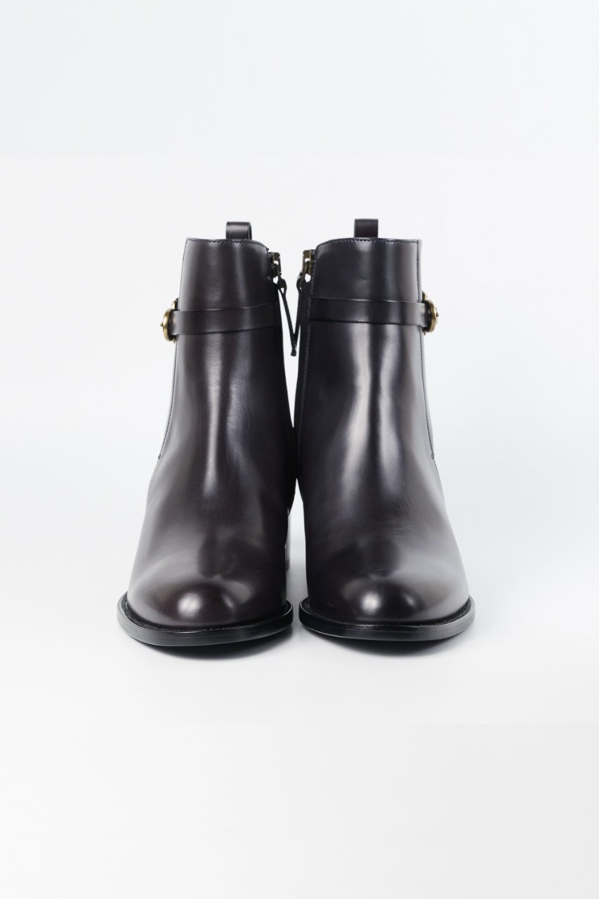 【エスメラルダ/Esmeralda】の【SARTORE】バックルベルトヒールブーツ 人気、トレンドファッション・服の通販 founy(ファニー) 　ファッション　Fashion　レディースファッション　Fashion for Women　バッグ　Bags　ベルト&ウエストマーク　Belts & Waist Accessories　なめらか　Smooth, Silky Texture　アンクル　Ankle-Length Design　アンティーク　Antique-Inspired　コンパクト　Compact, Small Size　ショート　Short, Short Length　other-2|ID: prp329100004882092 ipo3291000000036440504