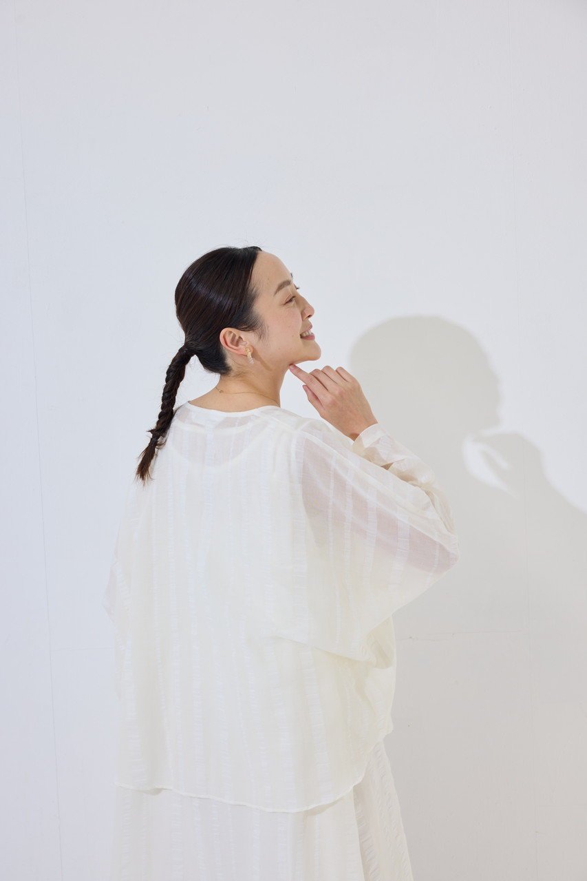 【プリスティン/PRISTINE】のラミーサッカードルマンローブ 人気、トレンドファッション・服の通販 founy(ファニー) 　ファッション　Fashion　レディースファッション　Fashion for Women　トップス・カットソー　Cut & Sew Tops　シャツ・ブラウス・オフィスカジュアル　Elegant Blouses & Button-Ups　サッカー　Seersucker, Summer Fabric　シアー　Sheer, See-Through　ストライプ　Stripe, Striped Pattern　スリーブ　Sleeve, Long Sleeve / Short Sleeve　バイアス　Bias, Diagonal Cut　フロント　Front, Front Design　ロング　Long, Long-Length　夏　Summer　other-8|ID: prp329100004882280 ipo3291000000036442164