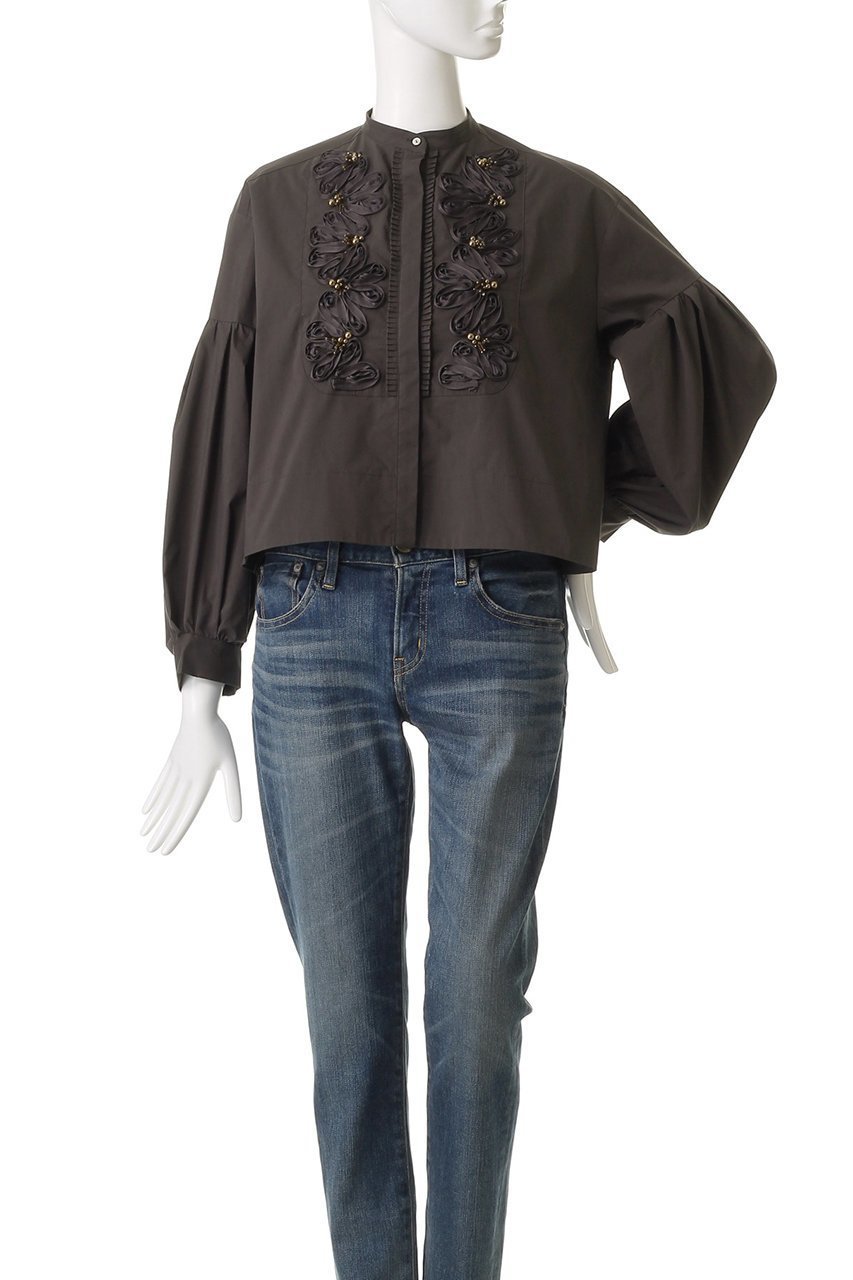 【マリリンムーン/MARILYN MOON】の【SOI-MeME】コード刺しゅうパールブラウス 人気、トレンドファッション・服の通販 founy(ファニー) 　ファッション　Fashion　レディースファッション　Fashion for Women　トップス・カットソー　Cut & Sew Tops　シャツ・ブラウス・オフィスカジュアル　Elegant Blouses & Button-Ups　クロップド　Cropped, Short Length　シンプル　Simple, Minimal　ジャケット　Jacket, Outerwear　スリーブ　Sleeve, Long Sleeve / Short Sleeve　ハンド　Hand, Handmade　バランス　Balance, Style Balance　パール　Pearl, Pearl Accent　ボトム　Bottoms, Lower Wear　ロング　Long, Long-Length　エレガント 上品　Elegant　other-2|ID: prp329100004882291 ipo3291000000036442275