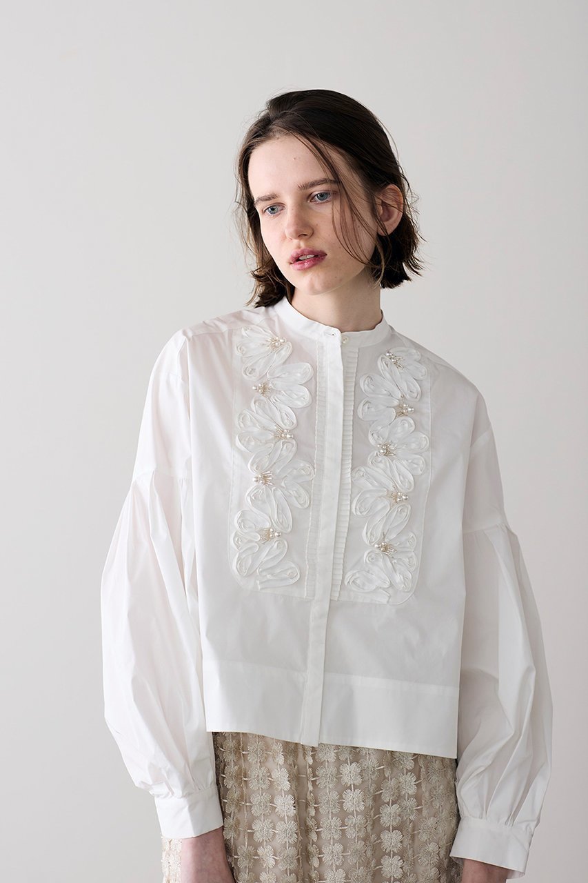 【マリリンムーン/MARILYN MOON】の【SOI-MeME】コード刺しゅうパールブラウス 人気、トレンドファッション・服の通販 founy(ファニー) 　ファッション　Fashion　レディースファッション　Fashion for Women　トップス・カットソー　Cut & Sew Tops　シャツ・ブラウス・オフィスカジュアル　Elegant Blouses & Button-Ups　クロップド　Cropped, Short Length　シンプル　Simple, Minimal　ジャケット　Jacket, Outerwear　スリーブ　Sleeve, Long Sleeve / Short Sleeve　ハンド　Hand, Handmade　バランス　Balance, Style Balance　パール　Pearl, Pearl Accent　ボトム　Bottoms, Lower Wear　ロング　Long, Long-Length　エレガント 上品　Elegant　other-8|ID: prp329100004882291 ipo3291000000036442287