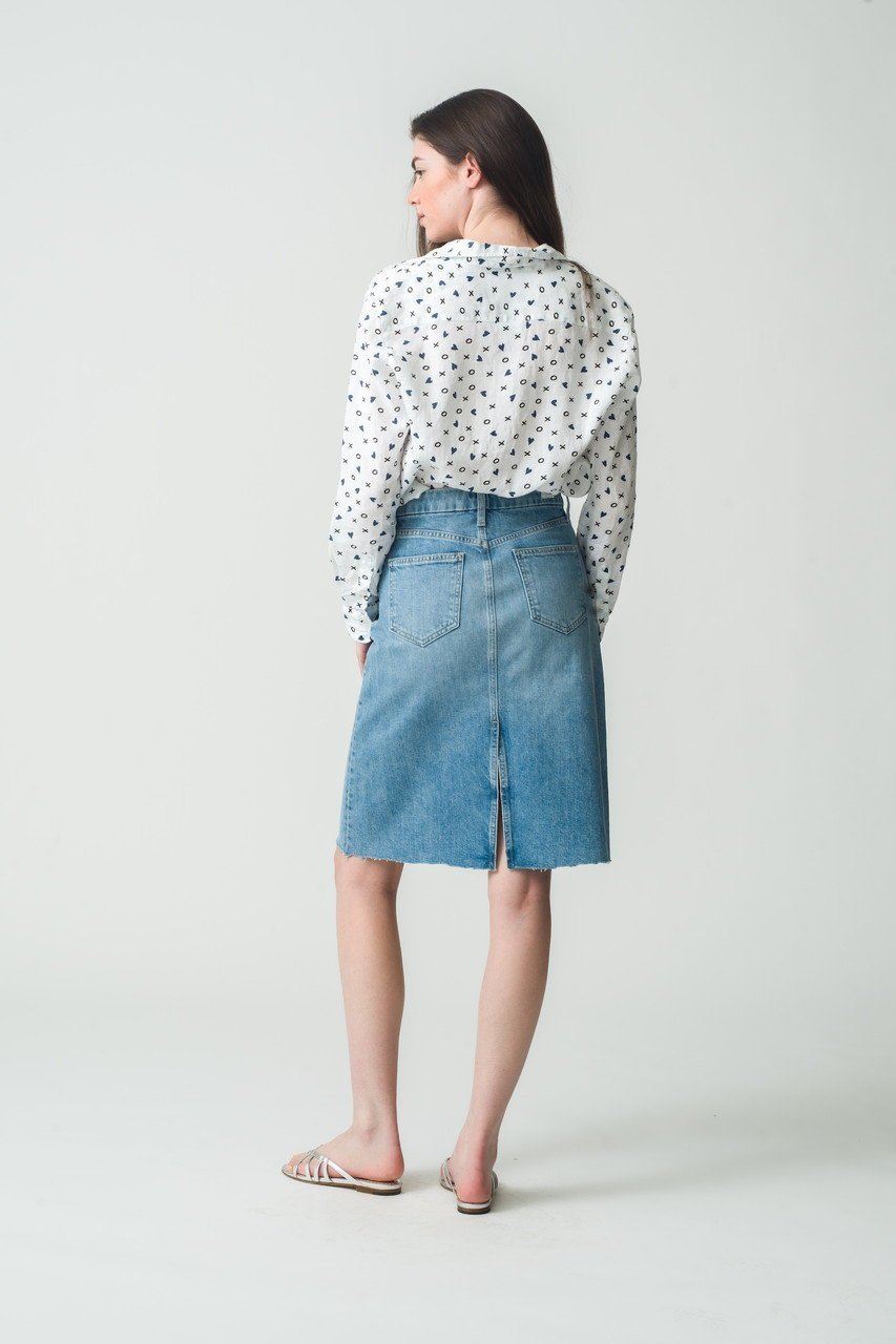 【フランク&アイリーン/Frank&Eileen】のEILEEN イタリアンリネン XOプリントシャツ 人気、トレンドファッション・服の通販 founy(ファニー) ファッション Fashion レディースファッション Fashion for Women トップス・カットソー Cut & Sew Tops シャツ・ブラウス・オフィスカジュアル Elegant Blouses & Button-Ups スリーブ Sleeve, Long Sleeve / Short Sleeve バランス Balance, Style Balance プリント Print, Printed Pattern リネン Linen, Linen Fabric ロング Long, Long-Length 軽量 Lightweight, Ultra Light other-7|ID: prp329100004882427 ipo3291000000036443567