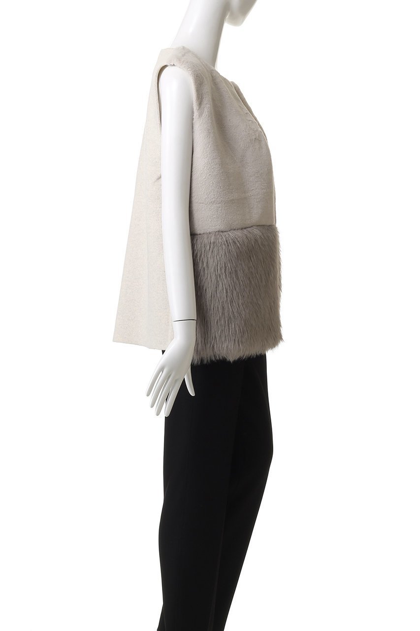 【アダワス/ADAWAS】のフェイクファー パネルベスト 人気、トレンドファッション・服の通販 founy(ファニー) 　ファッション　Fashion　レディースファッション　Fashion for Women　アウター　Coat / Outerwear Collection　レディースジャケット・軽アウター　Jackets　ジャケット　Jacket, Outerwear　バランス　Balance, Style Balance　フェイクファー　Faux Fur, Imitation Fur　フロント　Front, Front Design　ベスト　Vest, Waistcoat　ミドル　Middle Length, Mid Height　モダン　Modern, Contemporary　other-3|ID: prp329100004884076 ipo3291000000036457725