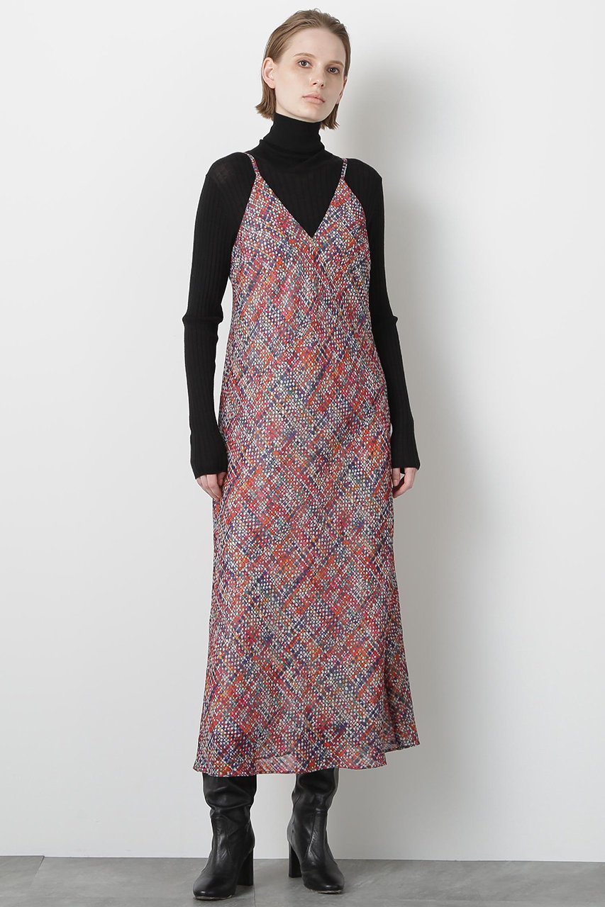 【ヒューエルミュージアム/hueLe Museum】の【STUMBLY】Printed Maxi Camisole Dress 人気、トレンドファッション・服の通販 founy(ファニー) 　ファッション　Fashion　レディースファッション　Fashion for Women　ワンピース　Dresses　フォーマル・パーティードレス・結婚式用ドレス　Elegant & Casual Dresses　チュニック　Tunic Tops & Dresses　キャミソール　Camisole, Spaghetti Strap Top　シンプル　Simple, Minimal　ジャカード／ジャガード　Jacquard, Woven Pattern　ジャケット　Jacket, Outerwear　タンク　Tank Top, Sleeveless Top　タートルネック　Turtleneck, High Neck　チュニック　Tunic, Long Top　ツイード　Twill, Twill Weave　ドレス　Dress, One-Piece　バイアス　Bias, Diagonal Cut　プリント　Print, Printed Pattern　マキシ　Maxi, Full Length　ロング　Long, Long-Length　無地　Plain, Solid Color　other-3|ID: prp329100004884477 ipo3291000000036461035