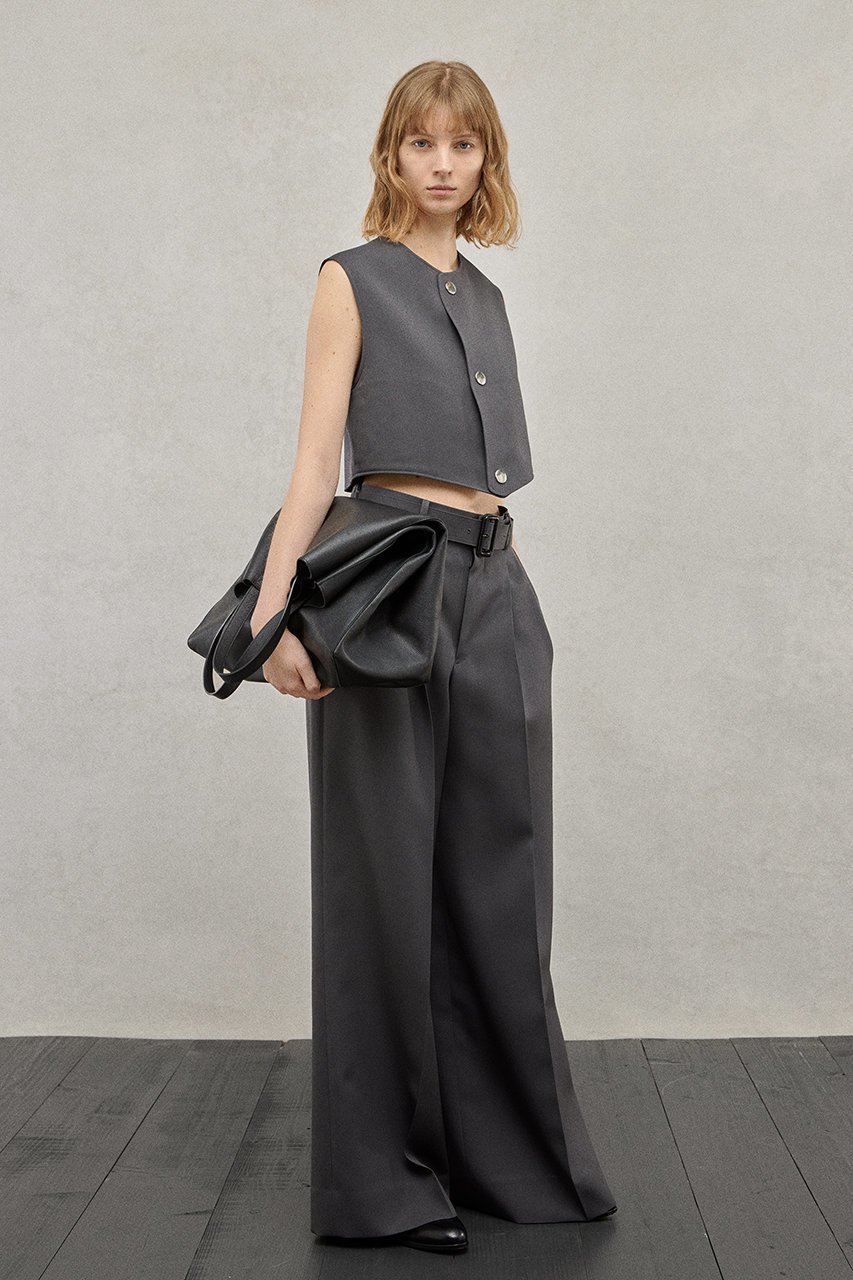 【ザ リラクス/THE RERACS】の2タックベルテッドパンツ 人気、トレンドファッション・服の通販 founy(ファニー) 　ファッション　Fashion　レディースファッション　Fashion for Women　パンツ　Pants & Trousers　コンパクト　Compact, Small Size　ショート　Short, Short Length　タートル　Turtleneck, Turtle Collar　フォルム　Silhouette, Form　リラックス　Relax, Relaxed Fit　other-6|ID: prp329100004884501 ipo3291000000036461220