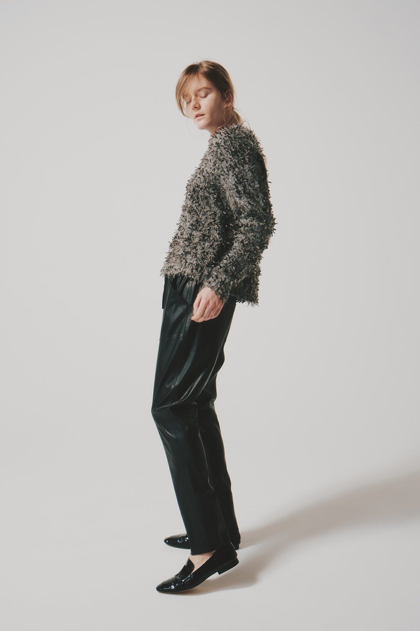 【ルームエイト/Room no.8】のRIBBON-YARN クルー トップス 人気、トレンドファッション・服の通販 founy(ファニー) 　ファッション　Fashion　レディースファッション　Fashion for Women　トップス・カットソー　Cut & Sew Tops　ニット　Knit Tops & Sweaters　カジュアルプルオーバー・ニットトップス　Pullovers & Knit Tops / Casual Pullovers　ラグジュアリー　Luxury, Elegant　今季　This Season, Current Season　other-8|ID: prp329100004884585 ipo3291000000036461902