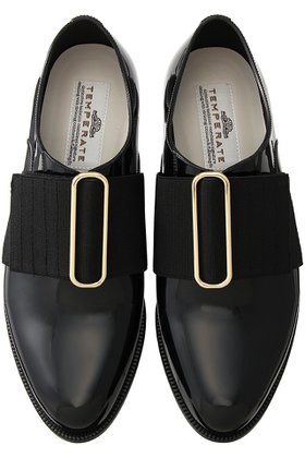 【テンパレイト/TEMPERATE】 BAKER メタルパーツベルト オックスフォードシューズ(レイン対応)人気、トレンドファッション・服の通販 founy(ファニー) ファッション Fashion レディースファッション Fashion for Women ベルト&ウエストマーク Belts & Waist Accessories シューズ Shoes, Footwear スニーカー Sneakers, Trainers フォルム Silhouette, Form メタル Metal, Metal Parts ラバー Rubber, Rubber Sole ループ Loop, Loop Knit レイン Rain, Rainproof おすすめ Recommended / Our Picks エレガント 上品 Elegant |ID:prp329100004884590