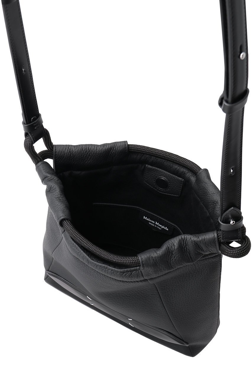 【メゾン マルジェラ/MAISON MARGIELA】の【UNISEX】5AC ソフト ドローストリング スモール 人気、トレンドファッション・服の通販 founy(ファニー) 　ファッション　Fashion　レディースファッション　Fashion for Women　ユニセックス　Unisex, Genderless　なめらか　Smooth, Silky Texture　シンプル　Simple, Minimal　ドローストリング　Drawstring, Pull Cord　other-5|ID: prp329100004884651 ipo3291000000036462439