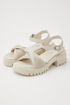 【スタッカート/STACCATO】 クレープツイストタンクソールサンダル人気、トレンドファッション・服の通販 founy(ファニー) ファッション Fashion レディースファッション Fashion for Women エレガント 上品 Elegant サンダル Sandals, Summer Shoes ストーン Stone, Gem-Like ツイスト Tweed, Tweed Fabric バランス Balance, Style Balance プリーツ Pleats, Pleated ループ Loop, Loop Knit 人気 Popular, Best Seller 軽量 Lightweight, Ultra Light |ID:prp329100004884716