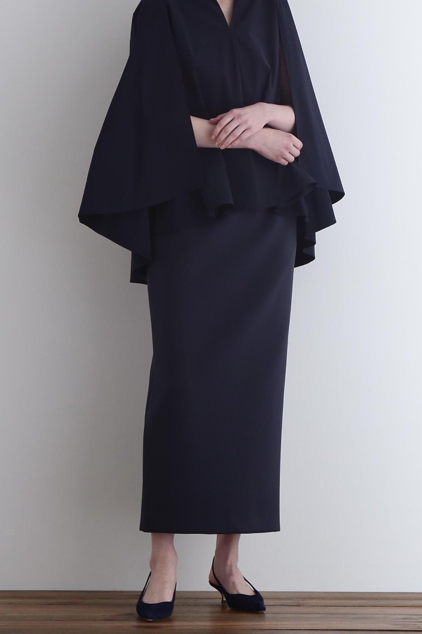 【ル フィル/LE PHIL】のスキューバジャージースカート インテリア・キッズ・メンズ・レディースファッション・服の通販 founy(ファニー) 　ファッション　Fashion　レディースファッション　Fashion for Women　スカート　Skirts　ロングスカート　Long Skirts / Maxi & Midi Skirts　エレガント 上品　Elegant　シンプル　Simple, Minimal　ストレッチ　Stretch, Stretchy Fabric　スリット　Slit, Slit Detail　フロント　Front, Front Design　リラックス　Relax, Relaxed Fit　ロング　Long, Long-Length　ネイビー|ID: prp329100004884981 ipo3291000000036465509