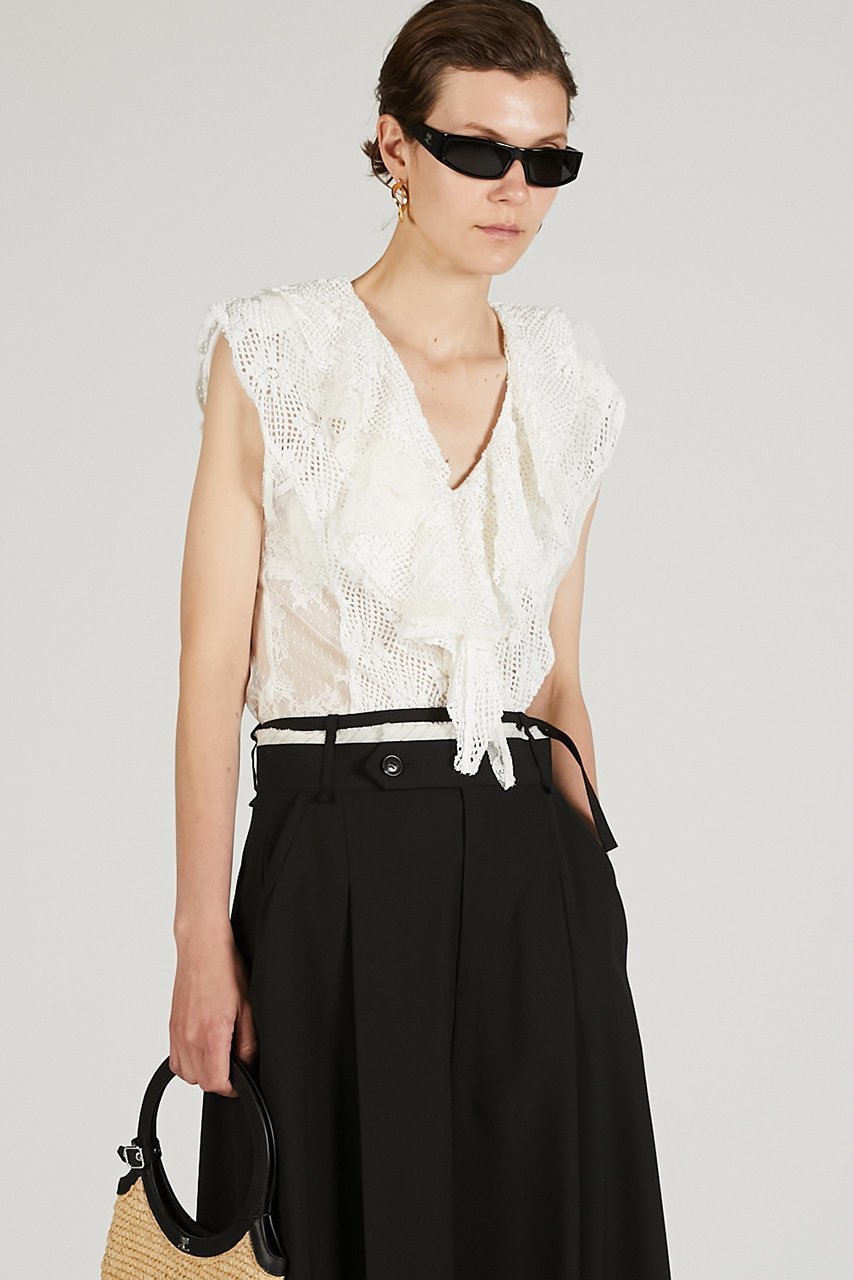 【プランク プロジェクト/PRANK PROJECT】のレースフリルボディースーツ / Lace Frill Bodysuit 人気、トレンドファッション・服の通販 founy(ファニー) 　ファッション　Fashion　レディースファッション　Fashion for Women　トップス・カットソー　Cut & Sew Tops　キャミソール&ノースリーブ　Camisoles & Sleeveless Tops　シャツ・ブラウス・オフィスカジュアル　Elegant Blouses & Button-Ups　ロングTシャツ・Tシャツ　Longline T-Shirts & Tees　カットソー・ベーシックTシャツ　Cut-and-Sewn Tops / Stretch Tees & Basics　インナー　Innerwear　キャミソール　Camisole, Spaghetti Strap Top　ジャケット　Jacket, Outerwear　ストレッチ　Stretch, Stretchy Fabric　スーツ　Suit, Formalwear　タンク　Tank Top, Sleeveless Top　レース　Lace, Lace Fabric　other-6|ID: prp329100004884982 ipo3291000000036465521