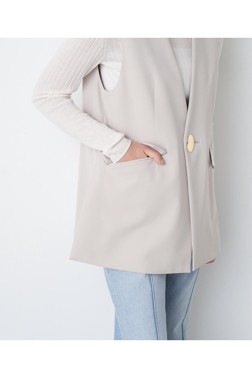 【ヒューエルミュージアム/hueLe Museum】の【STUMBLY】Metal Button Gilet 人気、トレンドファッション・服の通販 founy(ファニー) 　ファッション　Fashion　レディースファッション　Fashion for Women　アウター　Coat / Outerwear Collection　レディースジャケット・軽アウター　Jackets　おすすめ　Recommended / Our Picks　コンパクト　Compact, Small Size　ジャケット　Jacket, Outerwear　ストレッチ　Stretch, Stretchy Fabric　スリット　Slit, Slit Detail　セットアップ　Set-Up, Coordinated Outfit　ドレープ　Drape, Draping Fabric　フロント　Front, Front Design　ベスト　Vest, Waistcoat　メタル　Metal, Metal Parts　other-8|ID: prp329100004885007 ipo3291000000036465775