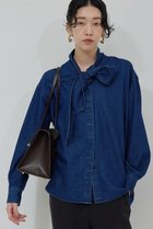 【ガリャルダガランテ/GALLARDAGALANTE】のデニムボウタイブラウス 人気、トレンドファッション・服の通販 founy(ファニー) ファッション Fashion レディースファッション Fashion for Women トップス・カットソー Cut & Sew Tops シャツ・ブラウス・オフィスカジュアル Elegant Blouses & Button-Ups ジャケット Jacket, Outerwear スリーブ Sleeve, Long Sleeve / Short Sleeve デニム Denim, Jeans Material リラックス Relax, Relaxed Fit ルーズ Loose, Oversized ロング Long, Long-Length エレガント 上品 Elegant 再入荷 Restock / Back in Stock thumbnail インディゴブルー|ID: prp329100004885133 ipo3291000000036467308