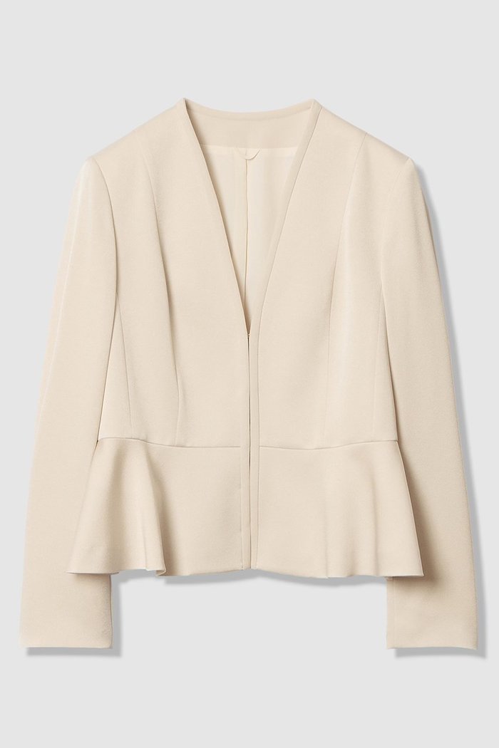 【アナイ/ANAYI】の【Eternal Line 2026】トリアセサテンペプラム ジャケット インテリア・キッズ・メンズ・レディースファッション・服の通販 founy(ファニー) https://founy.com/ ファッション Fashion レディースファッション Fashion for Women アウター Coat / Outerwear Collection レディースジャケット・軽アウター Jackets エレガント 上品 Elegant ジャケット Jacket, Outerwear セットアップ Set-Up, Coordinated Outfit フレア Flare, Flared ペプラム Peplum, Flared Hem ポケット Pocket, Pocket Detail 吸水 Absorbent, Quick-Dry |ID: prp329100004885295 ipo3291000000036469527