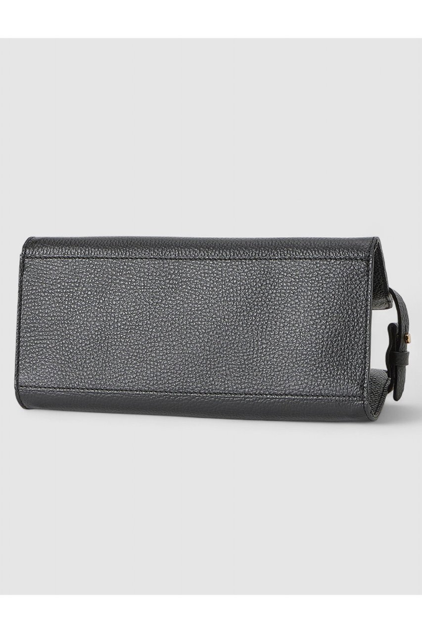 【アナイ/ANAYI】の【Eternal Line 2026】 スクエアワンハンドルバッグ 人気、トレンドファッション・服の通販 founy(ファニー) 　ファッション　Fashion　レディースファッション　Fashion for Women　バッグ　Bags　コンパクト　Compact, Small Size　シェイプ　Shape, Slim Fit　フラップ　Flap, Flap Pocket　ポケット　Pocket, Pocket Detail　マグネット　Magnet, Magnetic Closure　ラップ　Wrap, Wrap Design　台形　A-Line, Trapezoid Shape　other-8|ID: prp329100004885310 ipo3291000000036469663