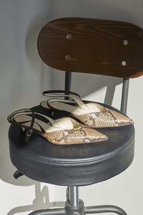 【ガリャルダガランテ/GALLARDAGALANTE】 【2.718】アンクルストラップパンプス人気、トレンドファッション・服の通販 founy(ファニー) ファッション Fashion レディースファッション Fashion for Women バッグ Bags アンクル Ankle-Length Design ラップ Wrap, Wrap Design エレガント 上品 Elegant |ID:prp329100004885426