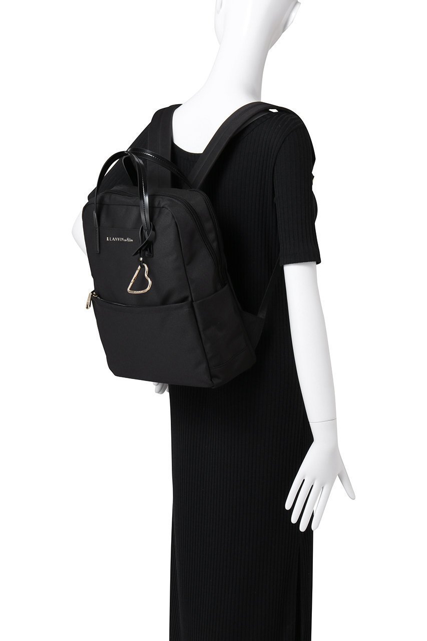 【ランバン オン ブルー/LANVIN en Bleu】のマルク ハートカラビナリュック 484214 大人の最旬トレンドファッション＆コーディネート founy(ファウニー) 　ファッション　Fashion　レディースファッション　Fashion for Women　バッグ　Bags　シンプル　Simple, Minimal　チャーム　Charm, Pendant　ポケット　Pocket, Pocket Detail　リュック　Backpack, Rucksack　軽量　Lightweight, Ultra Light　other-2|ID: prp329100004885691 ipo3291000000036926908