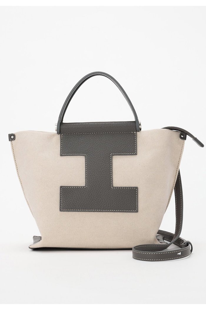 【イアクッチ/IACUCCI】のソルベット S CANVAS/CERVO インテリア・キッズ・メンズ・レディースファッション・服の通販 founy(ファニー) https://founy.com/ ファッション Fashion レディースファッション Fashion for Women バッグ Bags キャンバス Canvas, Canvas Fabric コレクション Collection, Seasonal Line コンパクト Compact, Small Size バランス Balance, Style Balance 人気 Popular, Best Seller 夏 Summer 旅行 Travel 春 Spring S/S・春夏 SS, Spring/Summer, Warm Season 財布 Wallet, Purse |ID: prp329100004885783 ipo3291000000036474075