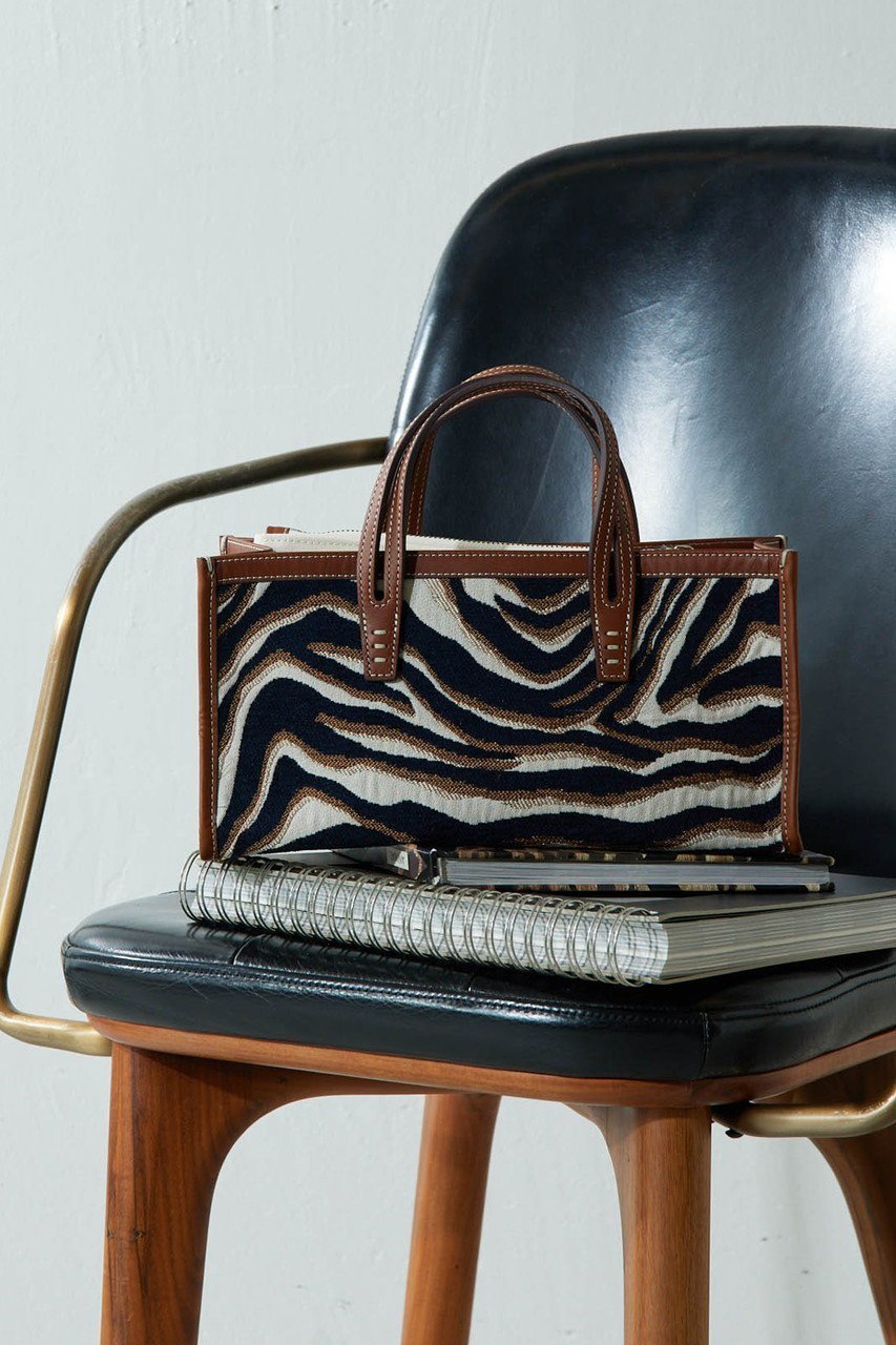 【ガリャルダガランテ/GALLARDAGALANTE】の【A VACATION】ハンドバッグ/BREAD 人気、トレンドファッション・服の通販 founy(ファニー) 　ファッション　Fashion　レディースファッション　Fashion for Women　バッグ　Bags　アクセサリー　Fashion Accessories　インナー　Innerwear　コレクション　Collection, Seasonal Line　コンパクト　Compact, Small Size　フォルム　Silhouette, Form　ポーチ　Pouch, Small Case　人気　Popular, Best Seller　A/W・秋冬　Autumn/Winter　other-2|ID: prp329100004885785 ipo3291000000036474099