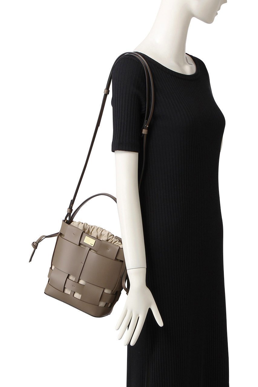 【ザンチェッティ/ZANCHETTI】のWOVEN BUCKET SMALL 人気、トレンドファッション・服の通販 founy(ファニー) 　ファッション　Fashion　レディースファッション　Fashion for Women　バッグ　Bags　バスケット　Basket, Basket Bag　メッシュ　Mesh, Net Fabric　ランダム　Random, Irregular　エレガント 上品　Elegant　巾着　Drawstring Bag, Kinchaku　春　Spring　other-2|ID: prp329100004885813 ipo3291000000036474337