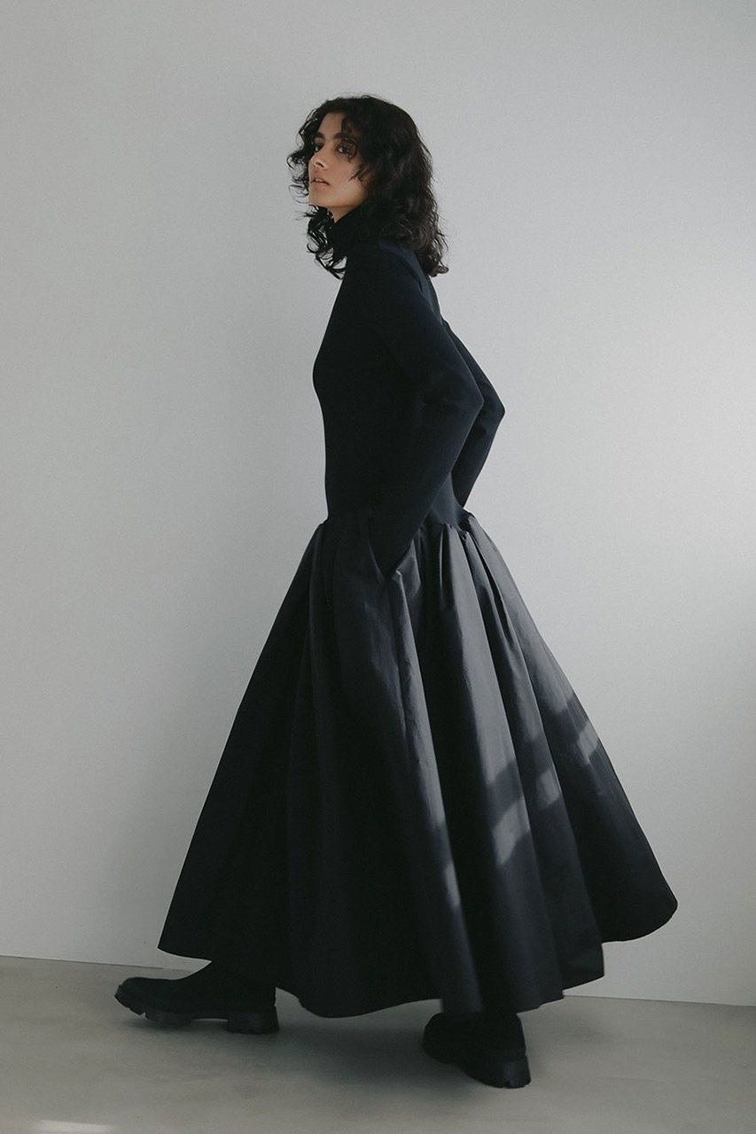 【ハー/HER.】のギャザーフレアドッキングワンピース 人気、トレンドファッション・服の通販 founy(ファニー) 　ファッション　Fashion　レディースファッション　Fashion for Women　ワンピース　Dresses　チュニック　Tunic Tops & Dresses　とろみ　Fluid, Flowy Fabric　ギャザー　Gathered, Ruffled　チュニック　Tunic, Long Top　ドッキング　Docking, Mixed Material　フレア　Flare, Flared　ロング　Long, Long-Length　エレガント 上品　Elegant　other-8|ID: prp329100004885867 ipo3291000000036475090