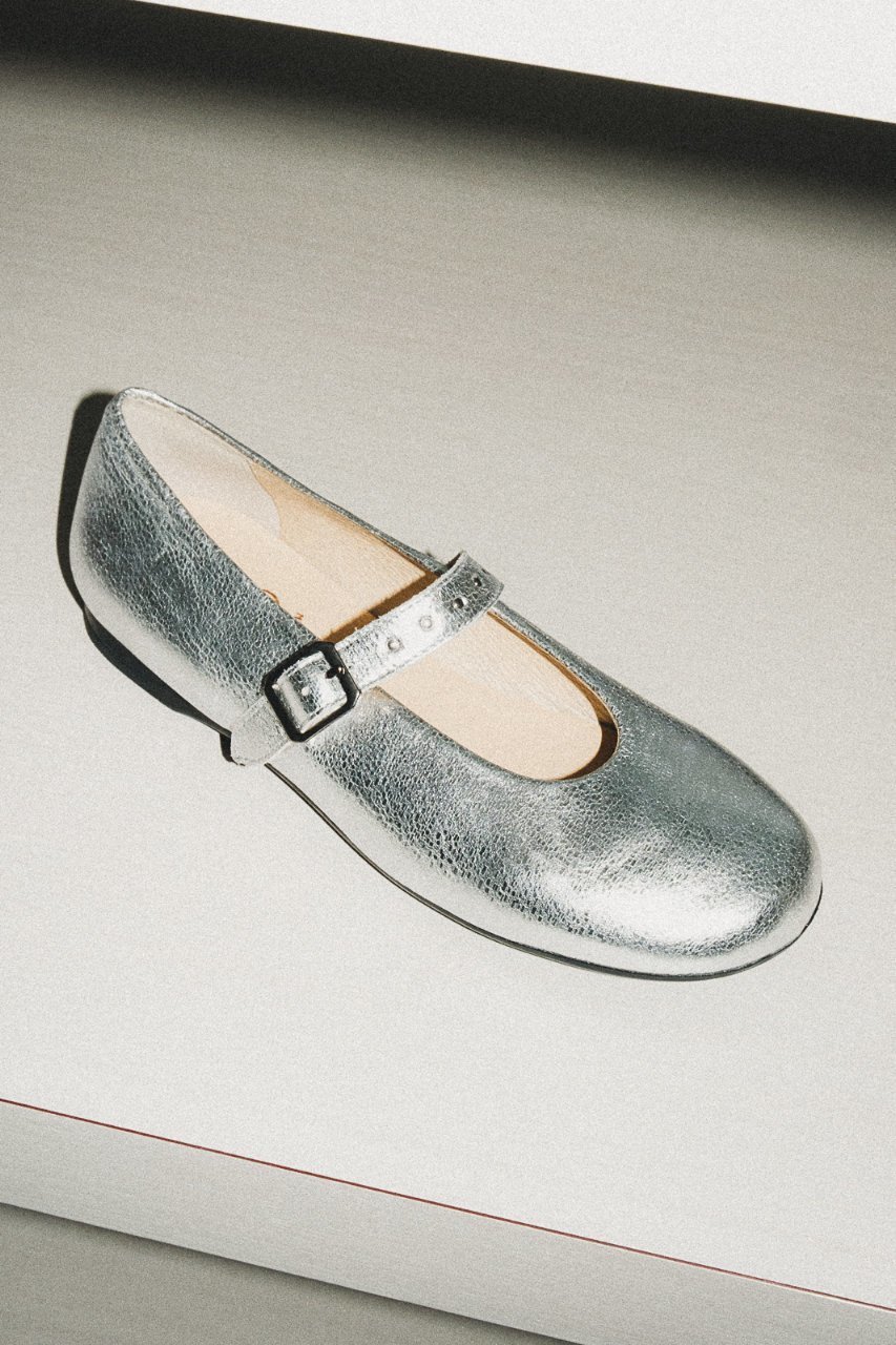 【エスメラルダ/Esmeralda】の【BONTRE】スタッズメリージェーン/50302 人気、トレンドファッション・服の通販 founy(ファニー) 　ファッション　Fashion　レディースファッション　Fashion for Women　クラシカル　Classical, Vintage-Inspired　クラシック　Classic, Timeless Style　シューズ　Shoes, Footwear　シルバー　Silver, Metallic Silver　スタッズ　Studs, Metal Accents　フラット　Flat, Flat Shoes　ラップ　Wrap, Wrap Design　エレガント 上品　Elegant　ビジネス 仕事 通勤　Business / Work / Commuting　other-8|ID: prp329100004885871 ipo3291000000036475131