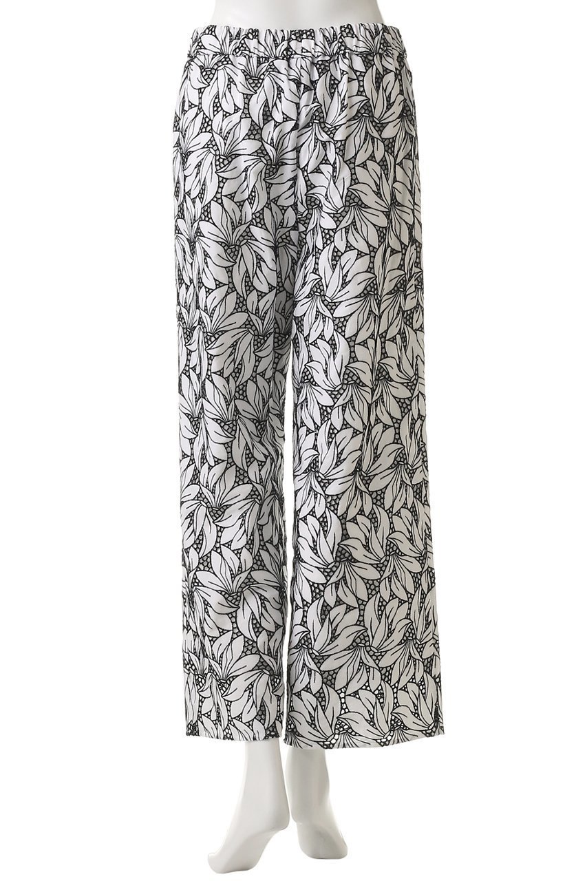 【ティッカ/TICCA】のフラワーレースパンツ 人気、トレンドファッション・服の通販 founy(ファニー) 　ファッション　Fashion　レディースファッション　Fashion for Women　パンツ　Pants & Trousers　ストレート　Straight, Straight Cut　スニーカー　Sneakers, Trainers　ダウン　Down, Puffer　フラワー　Flower, Floral　モダン　Modern, Contemporary　レース　Lace, Lace Fabric　other-4|ID: prp329100004886084 ipo3291000000036478154